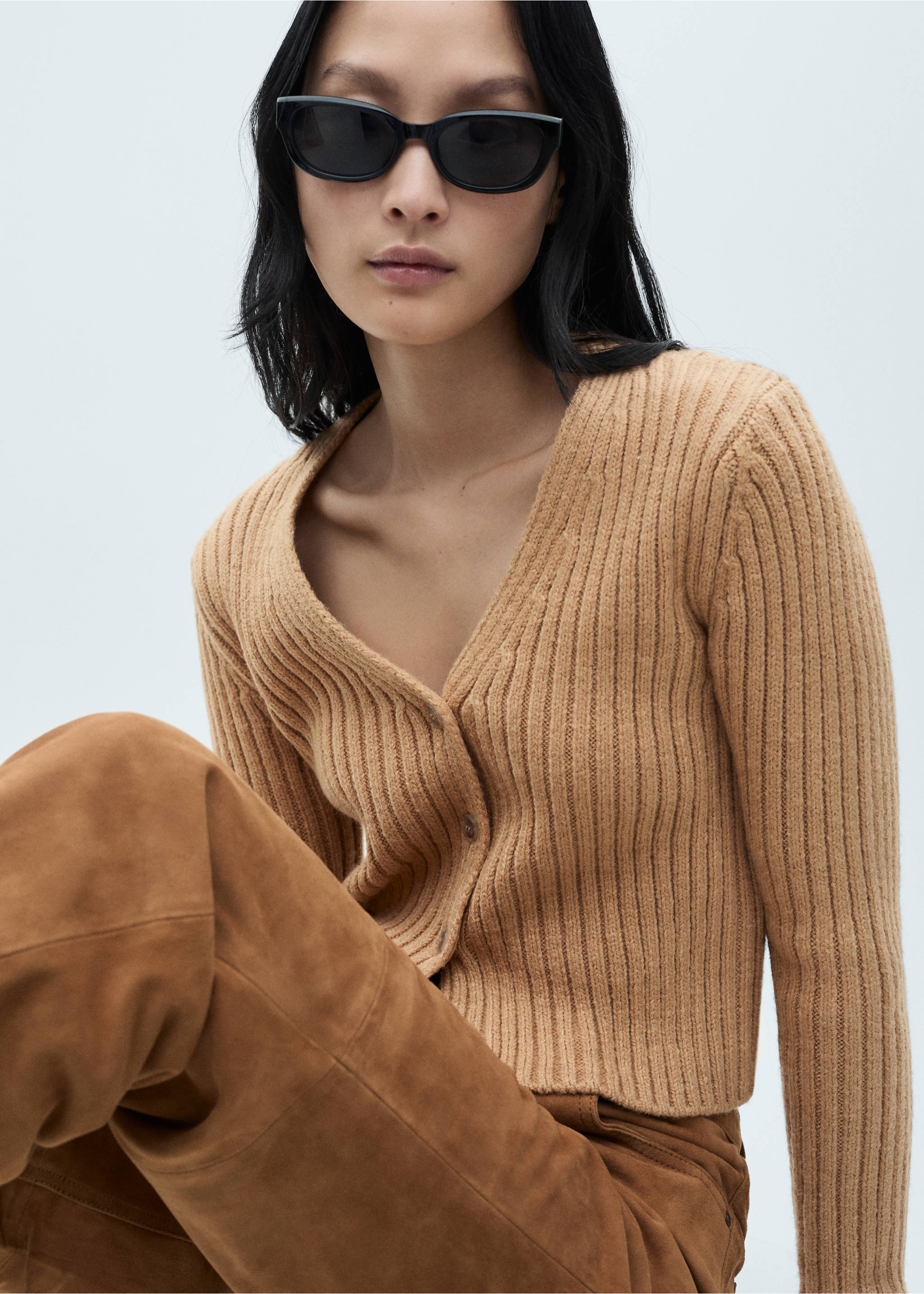 V-neck ribbed cardigan - Details of the article 1, Medium Brown. Ref: 17179060-00.
