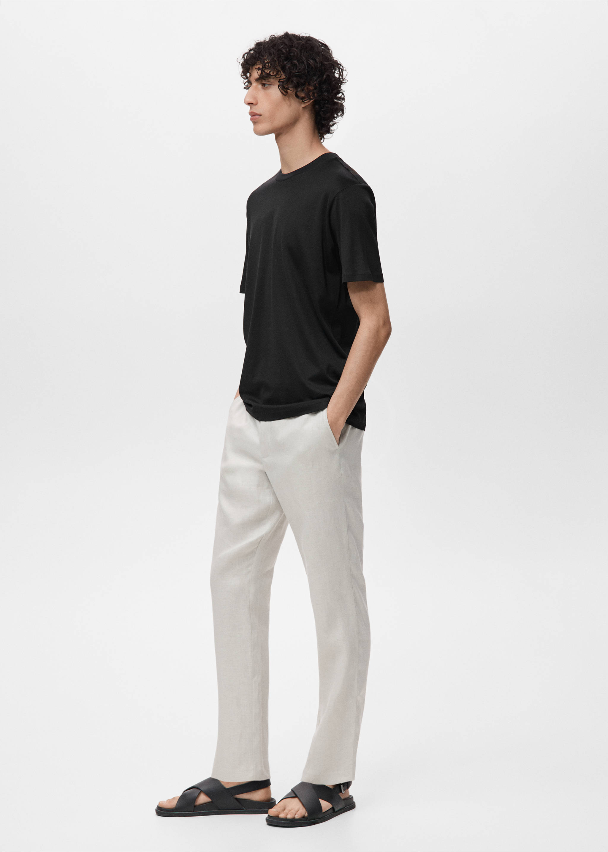 100% cotton T-shirt regular fit - Details of the article 2, Black. Ref: 17860293-00.