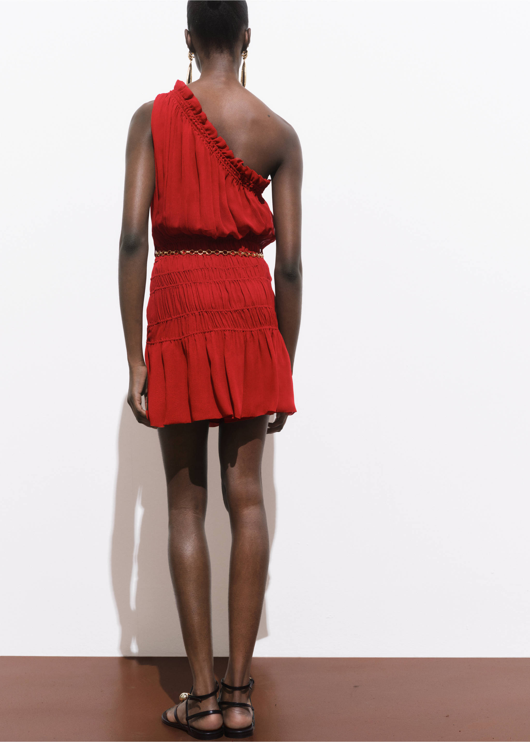 Asymmetrical gathered dress with belt - Reverse of the article, Wine. Ref: 17971279-00.