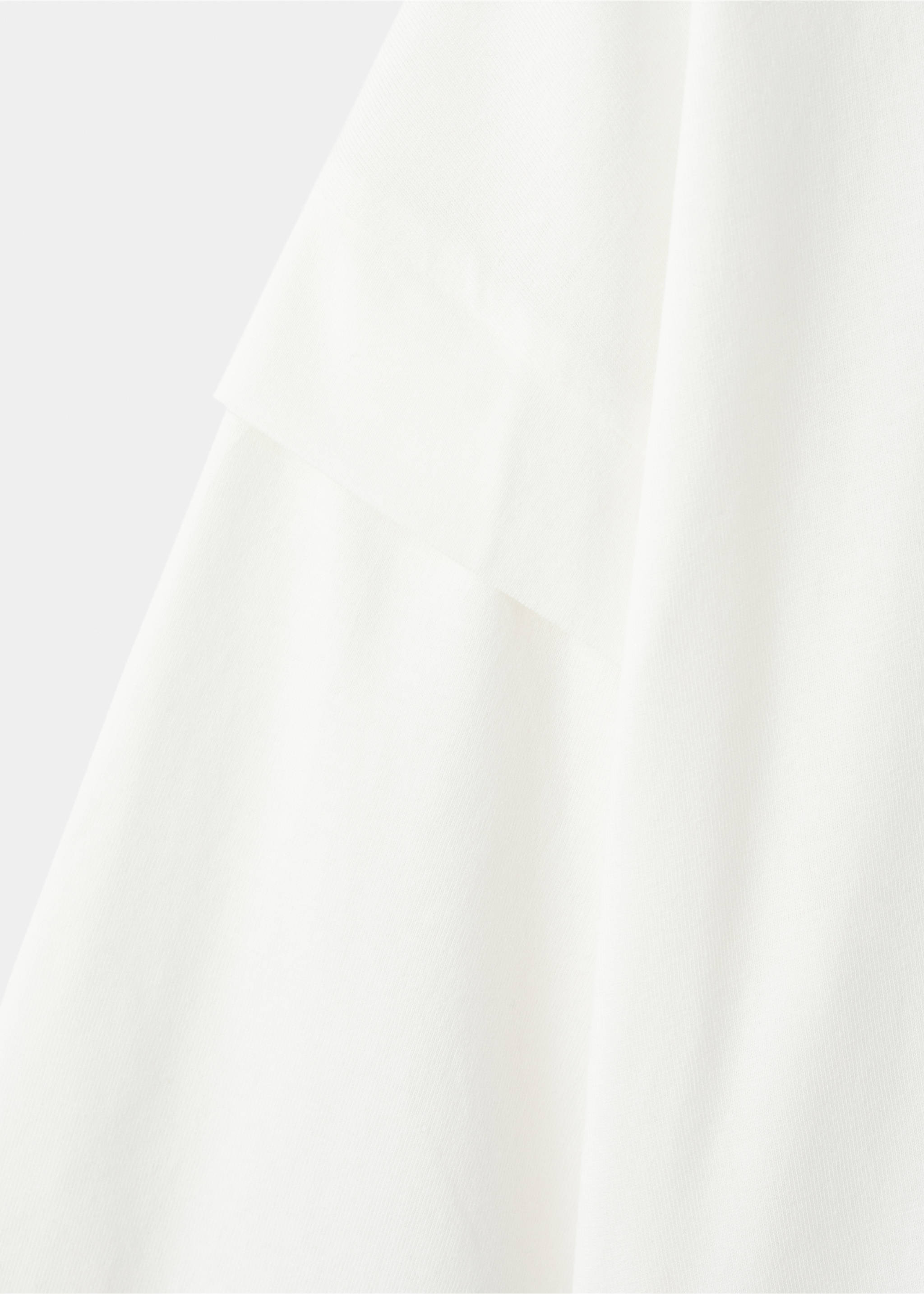 White kids' t-shirt fabric and layered detail close-up., Off White. Ref: 27001339-00.