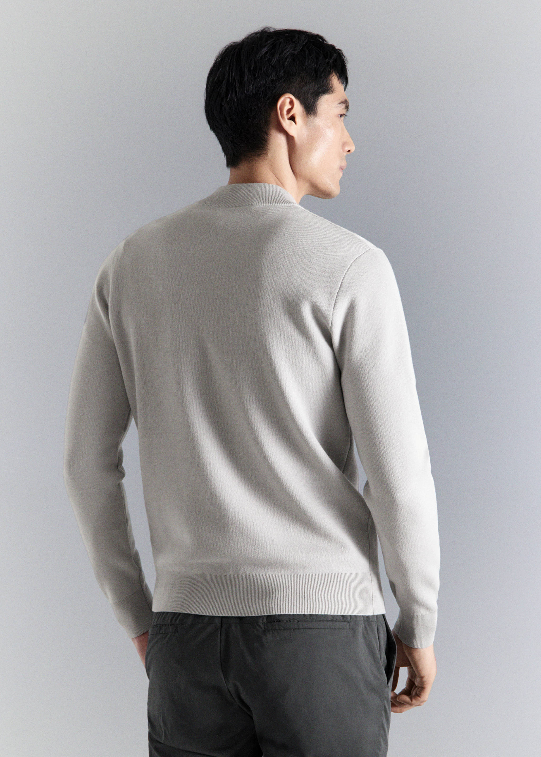 Pull confort extensible à zip - Verso de l’article