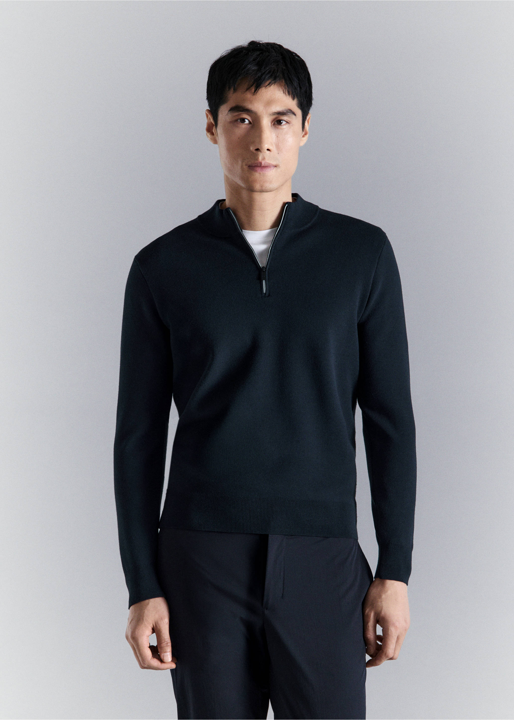 Pull confort extensible à zip - Plan moyen, Bleu marine. Ref: 27004430-00.