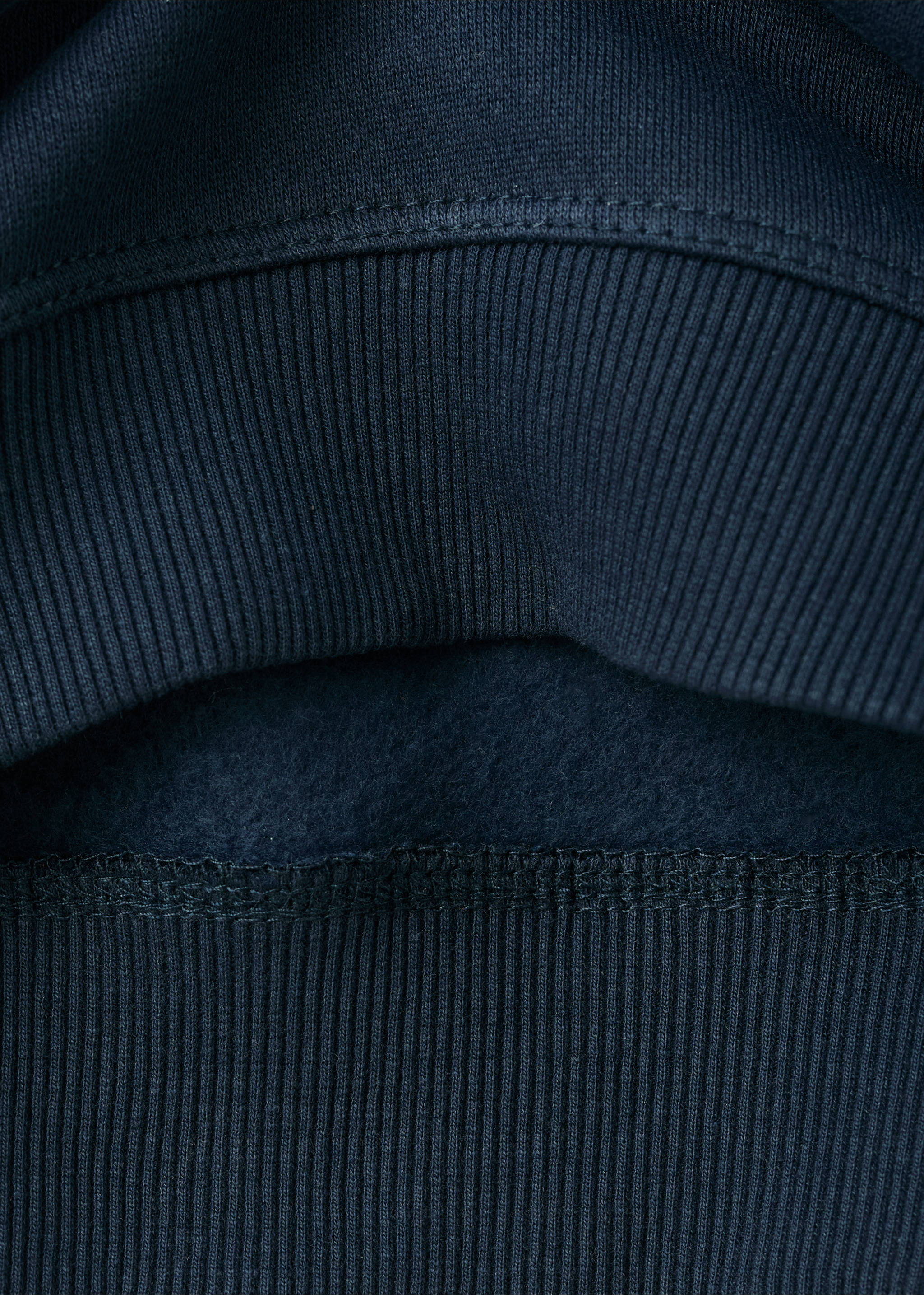 Gemustertes Kapuzen-Sweatshirt - Detail des Artikels 0, Marineblau. Ref: 27011232-00.