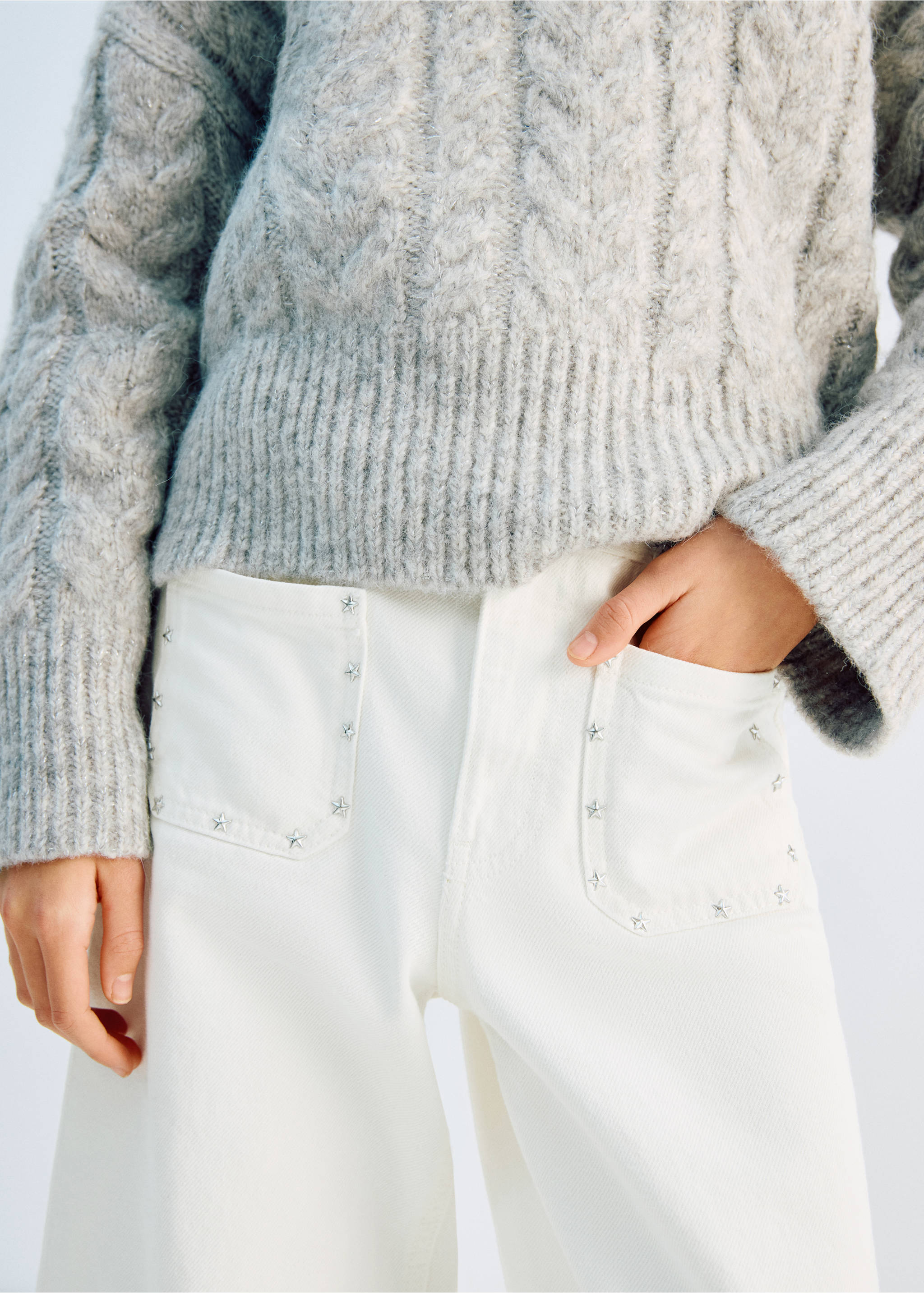 White culotte trousers with star-studded patch pockets., White. Ref: 27011263-00.