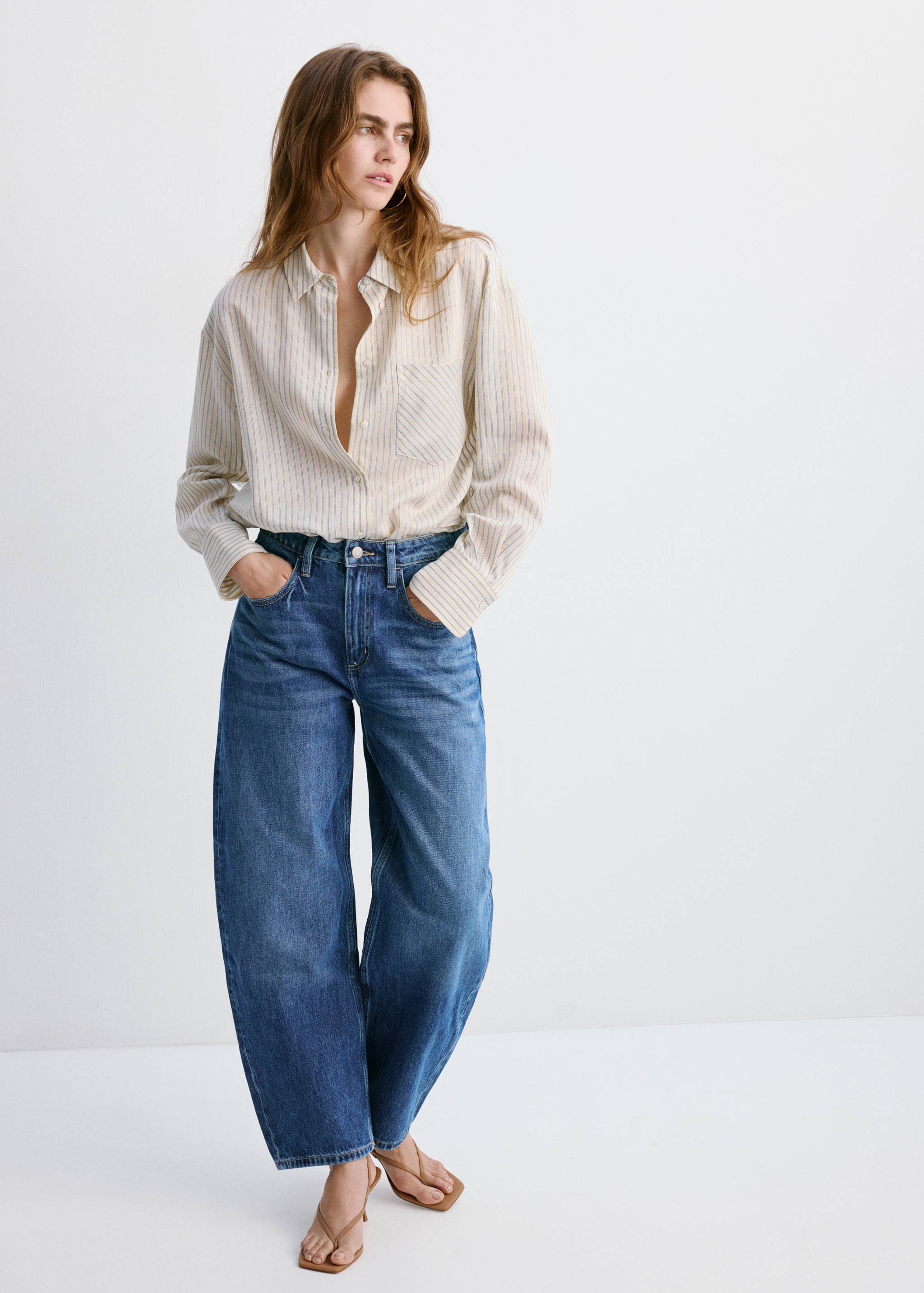 Barrel-Jeans mit hoher Taille - Allgemeine Ansicht