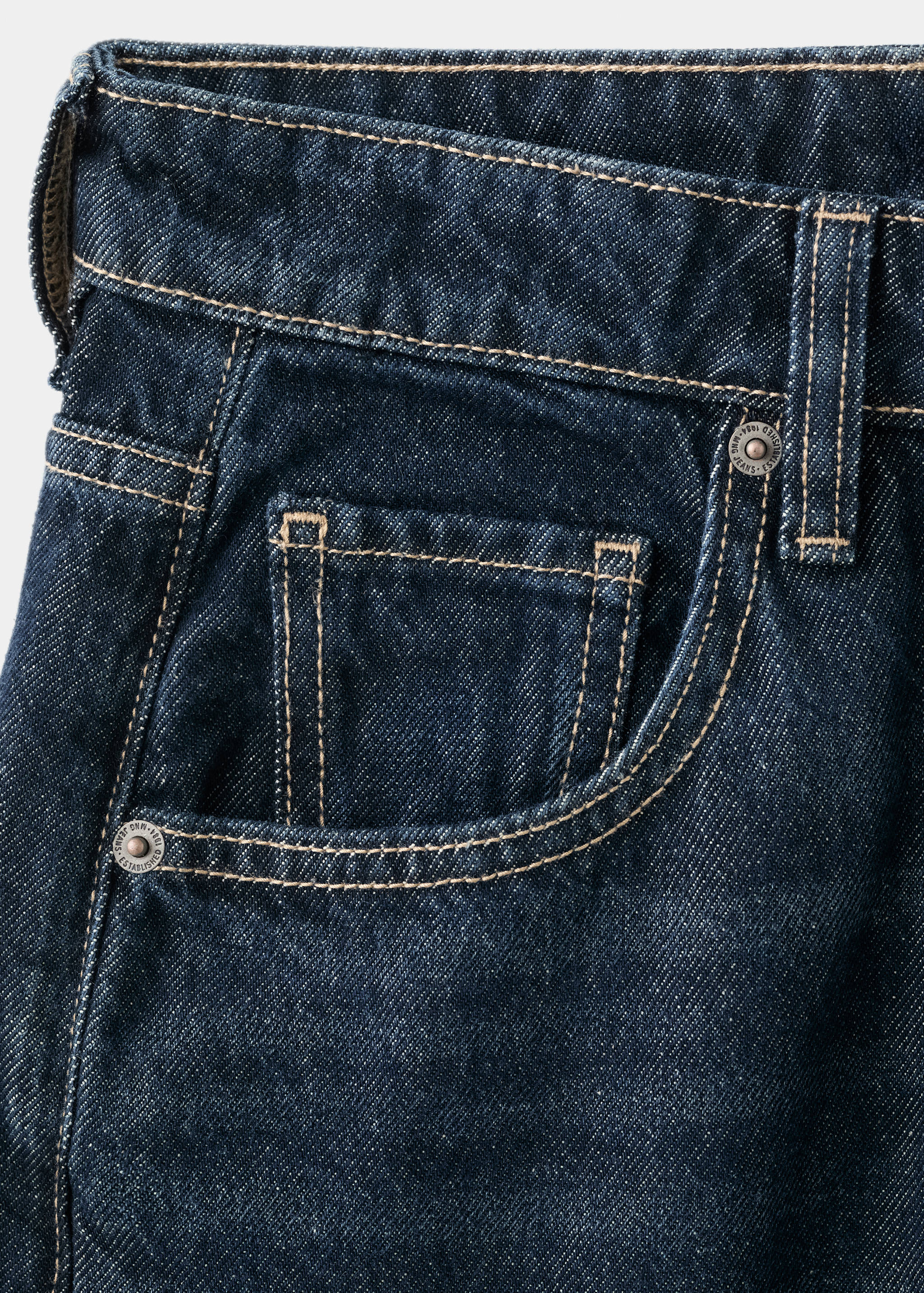 Jean large à revers - Détail de l'article 0