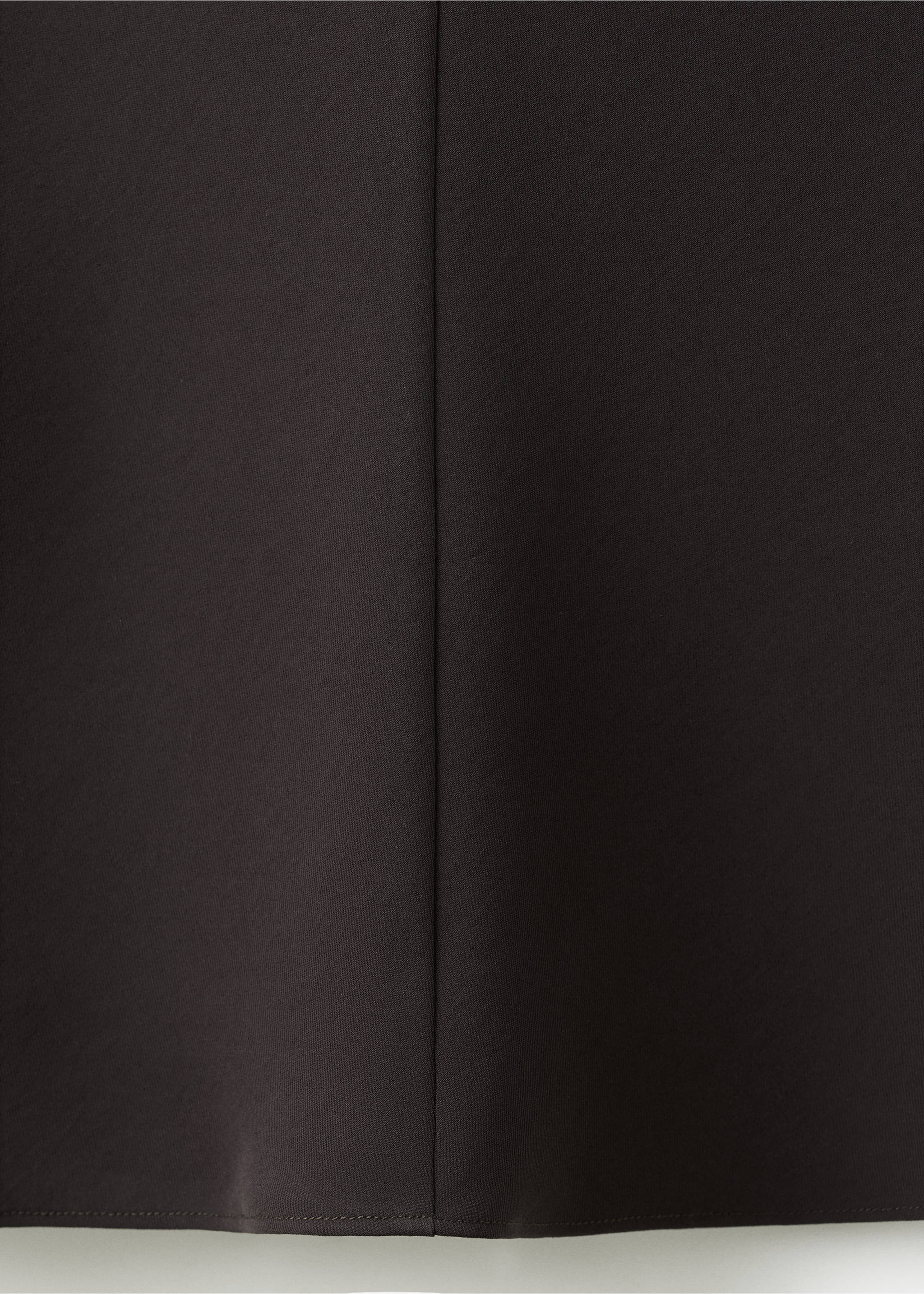 Langärmeliges Kleid mit drapiertem Ausschnitt - Detail des Artikels 0, Braun. Ref: 27014090-00.