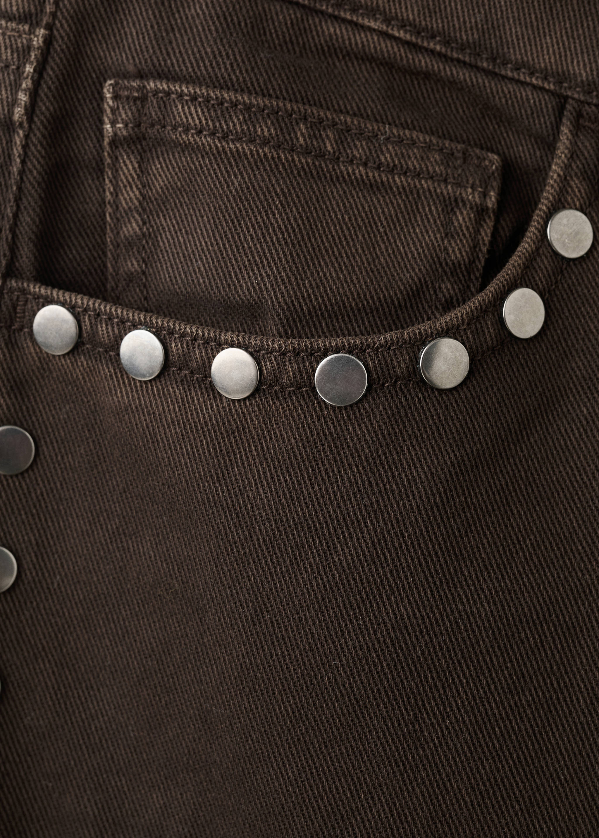 Jeans wide leg amb tatxes - Detall de l'article 8