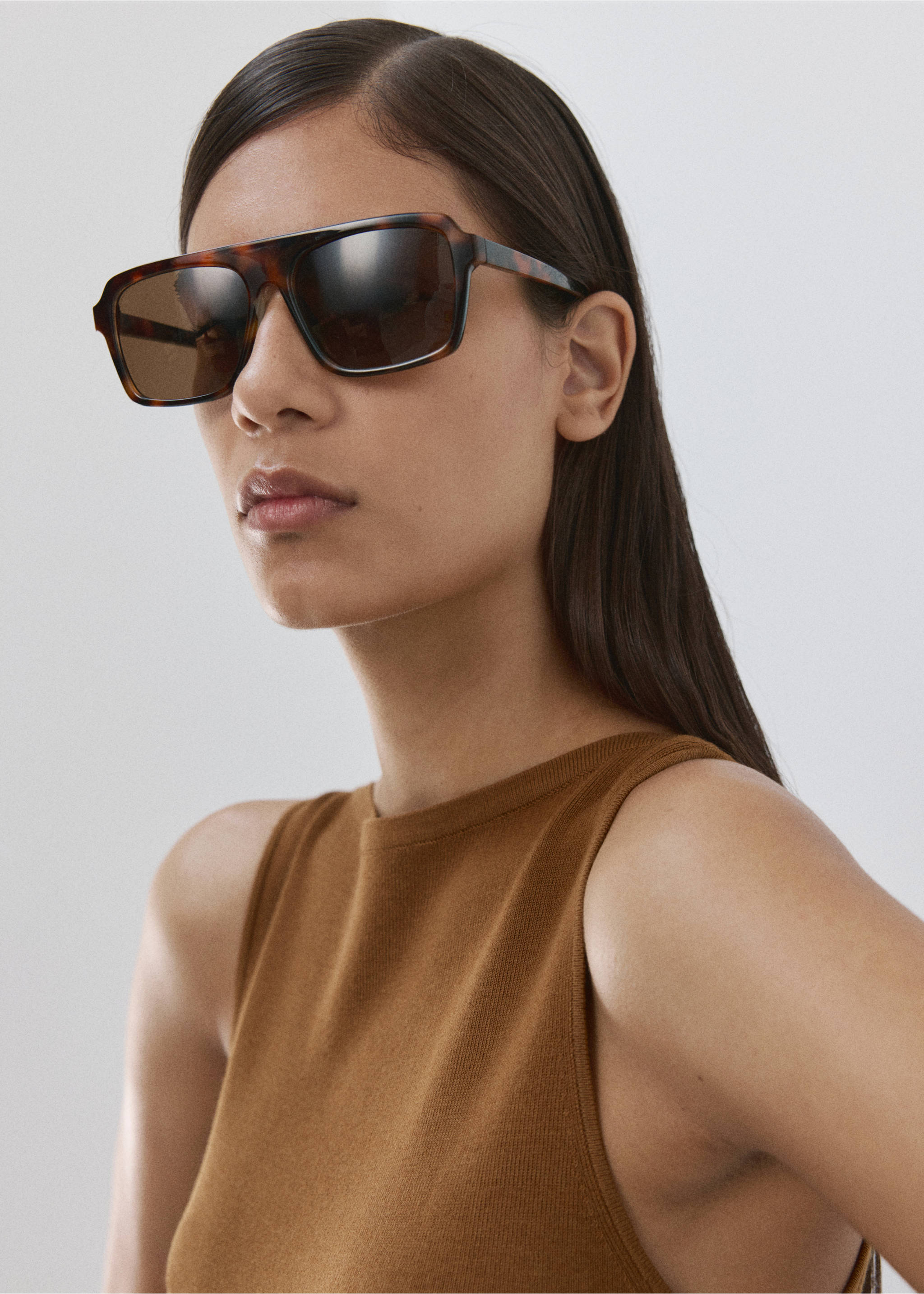 Fine-knit top - Details of the article 1, Caramel. Ref: 27015821-00.