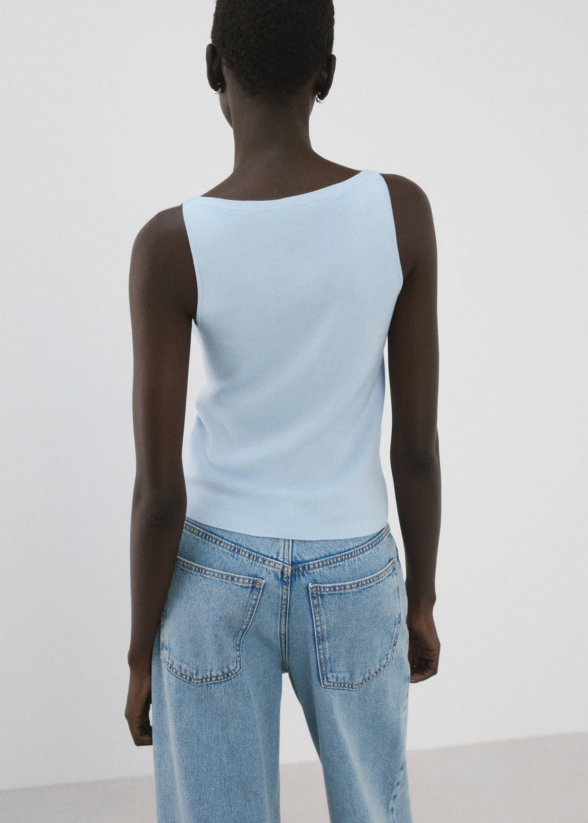 Fine-knit top - Reverse of the article