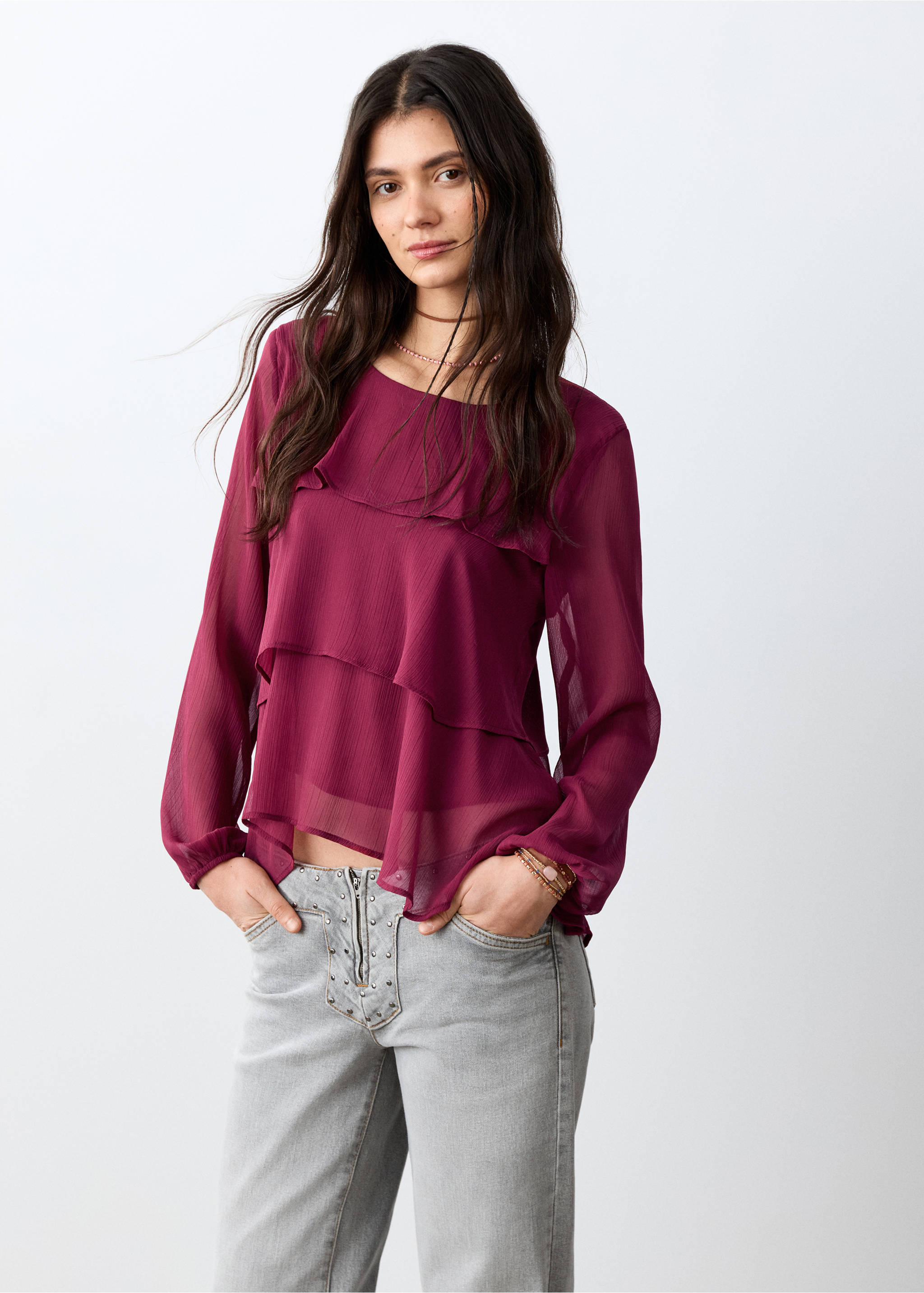 Burgundy layered long-sleeved blouse with ruffles worn with grey jeans., Purple. Ref: 27021541-00.