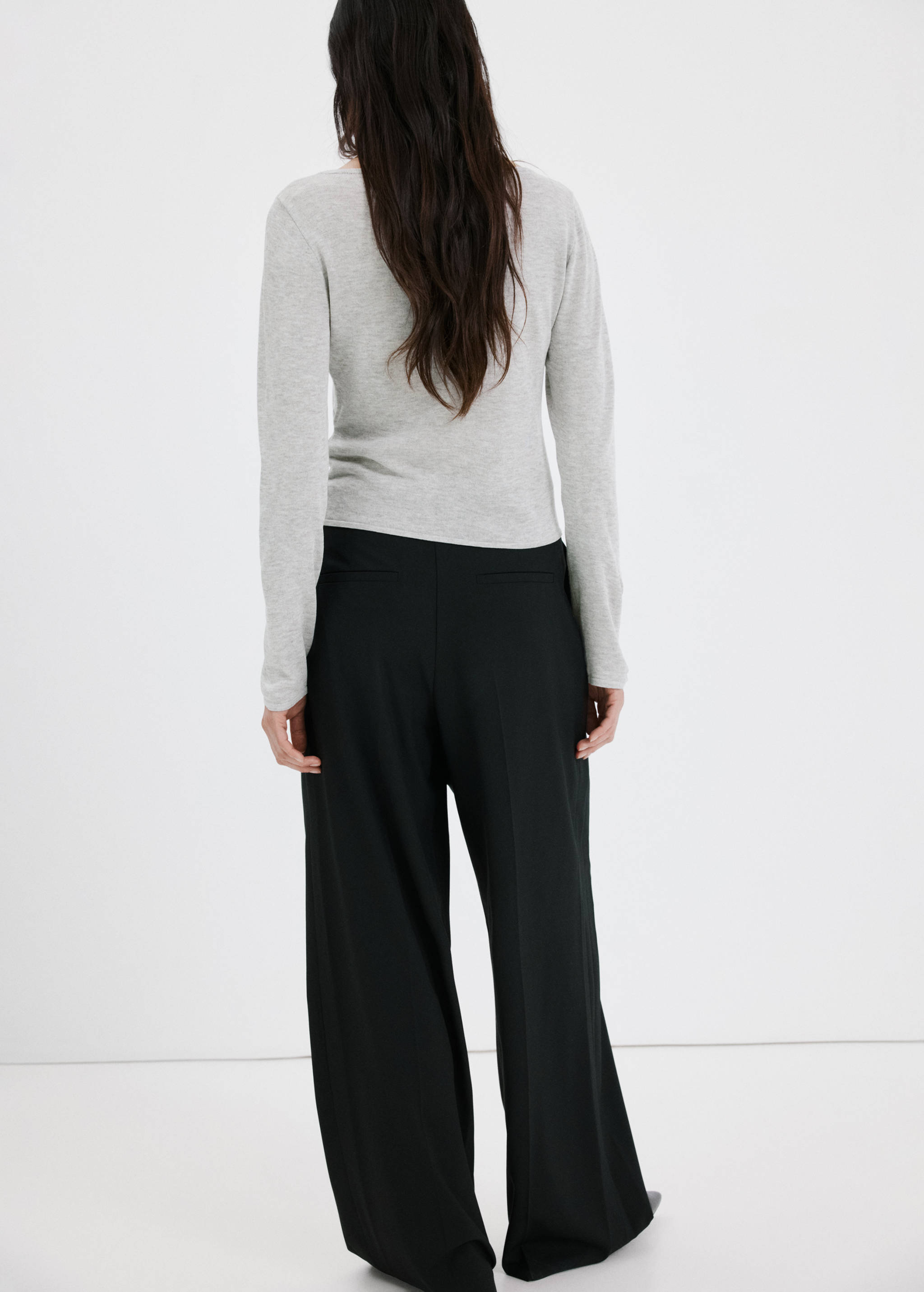 Combined-design sweater - Reverse of the article