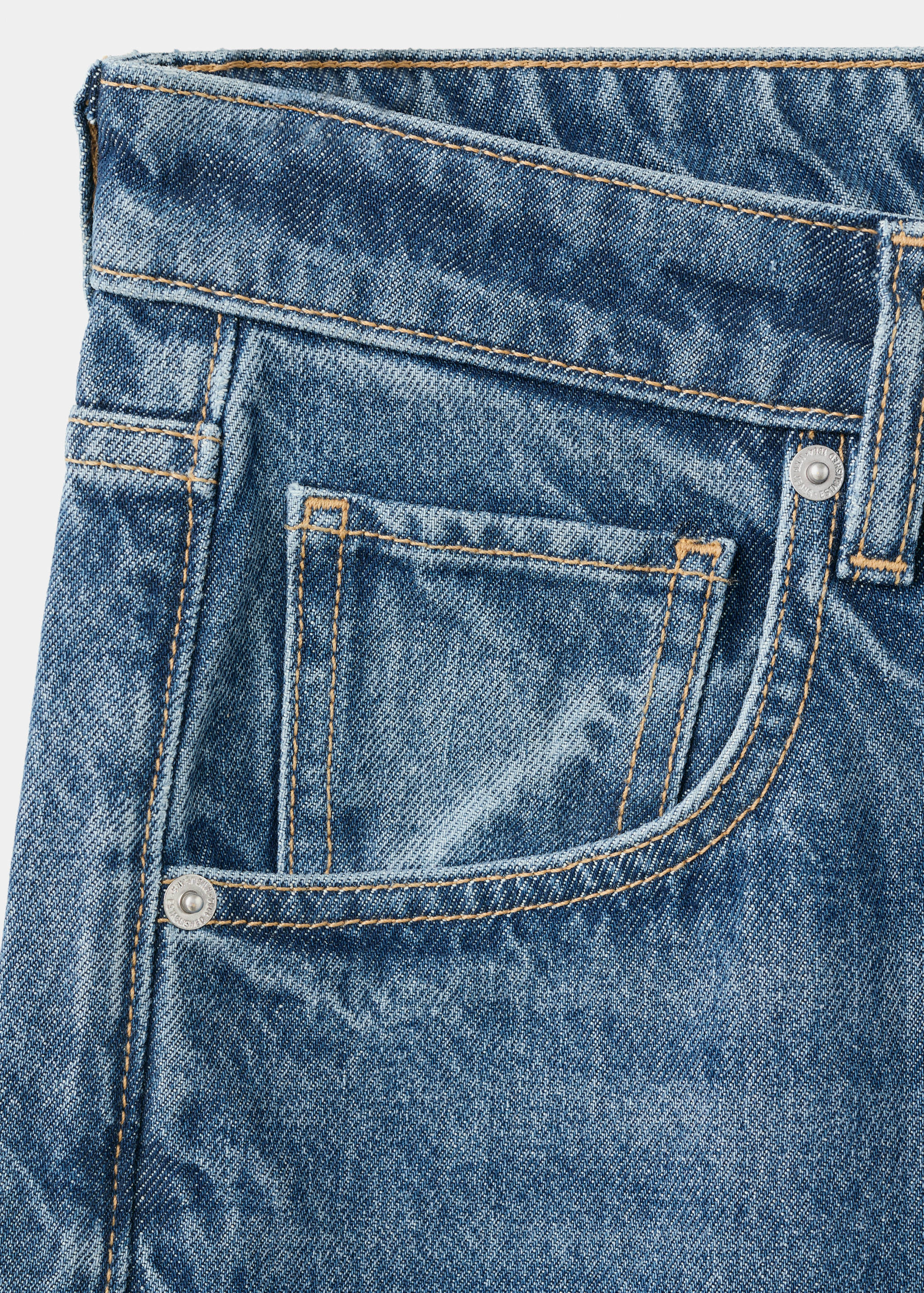 Jean large à revers - Détail de l'article 0