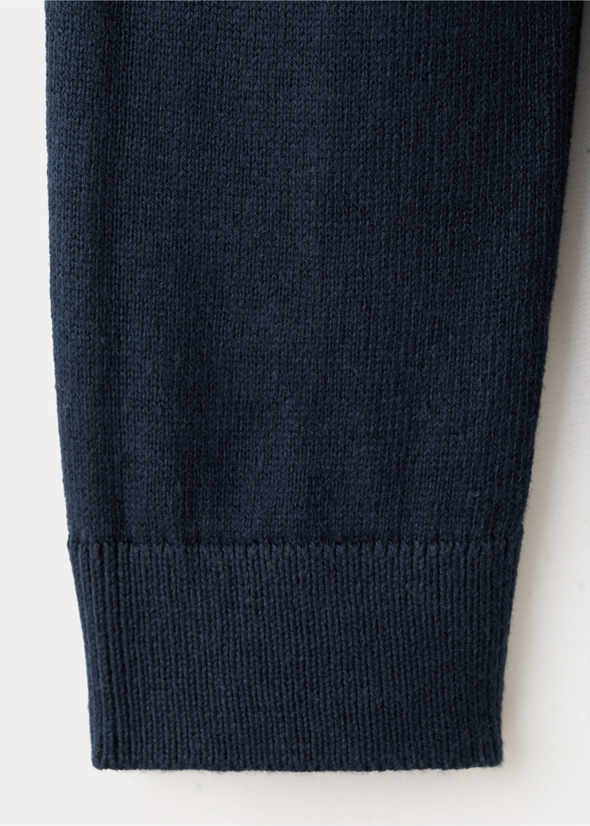 Pullover mit Zip-Kragen - Detail des Artikels 0, Marineblau. Ref: 27031259-00.