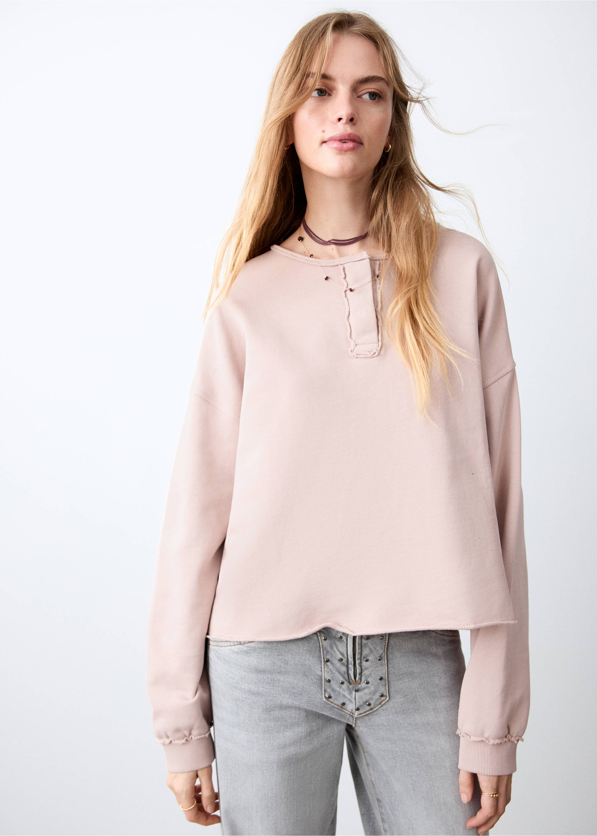Pink oversized sweatshirt with long sleeves and raw-edged hem., Pink. Ref: 27031517-00.