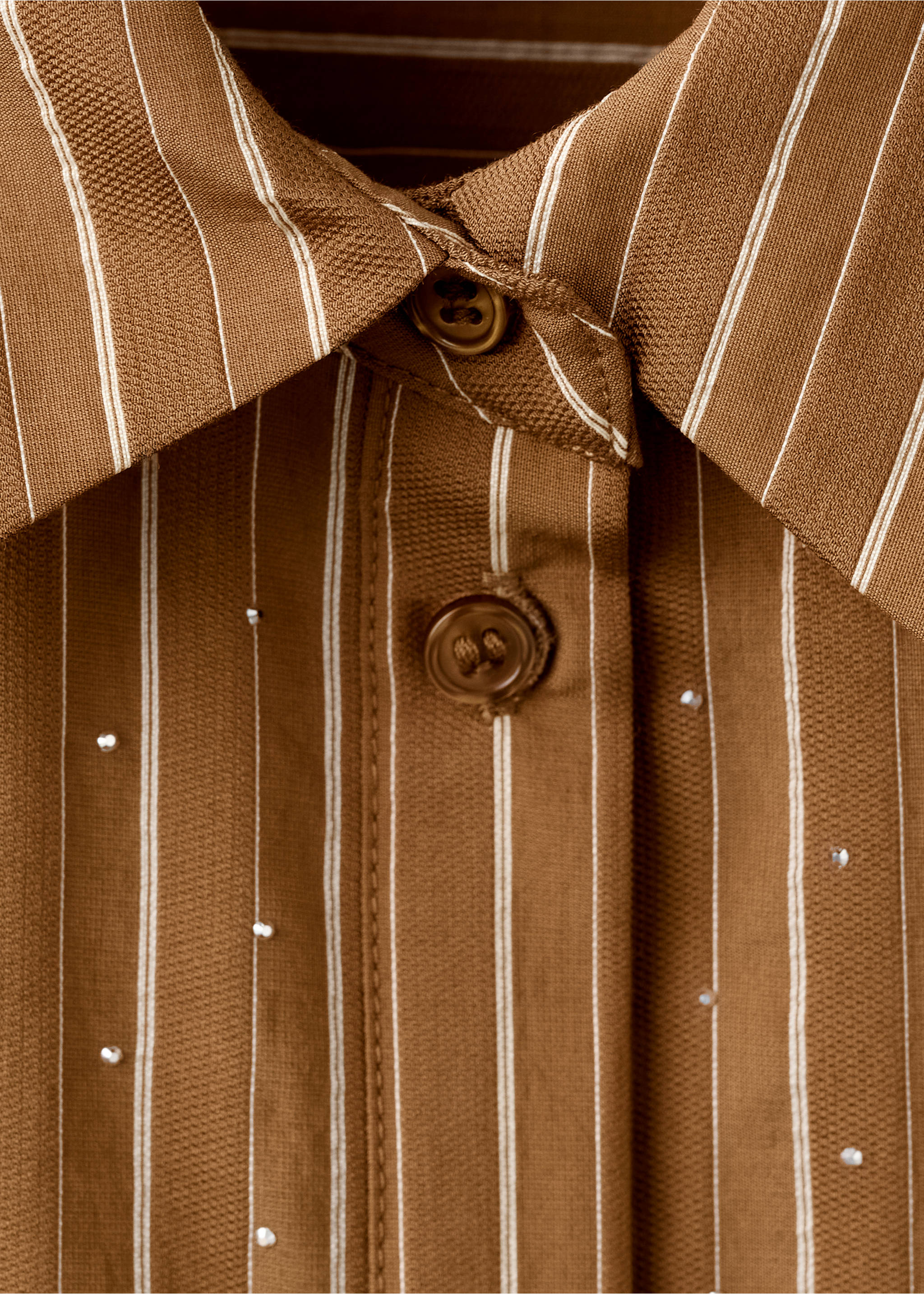 Gestreiftes Hemd mit Strass-Details - Detail des Artikels 8, Braun. Ref: 27034094-00.
