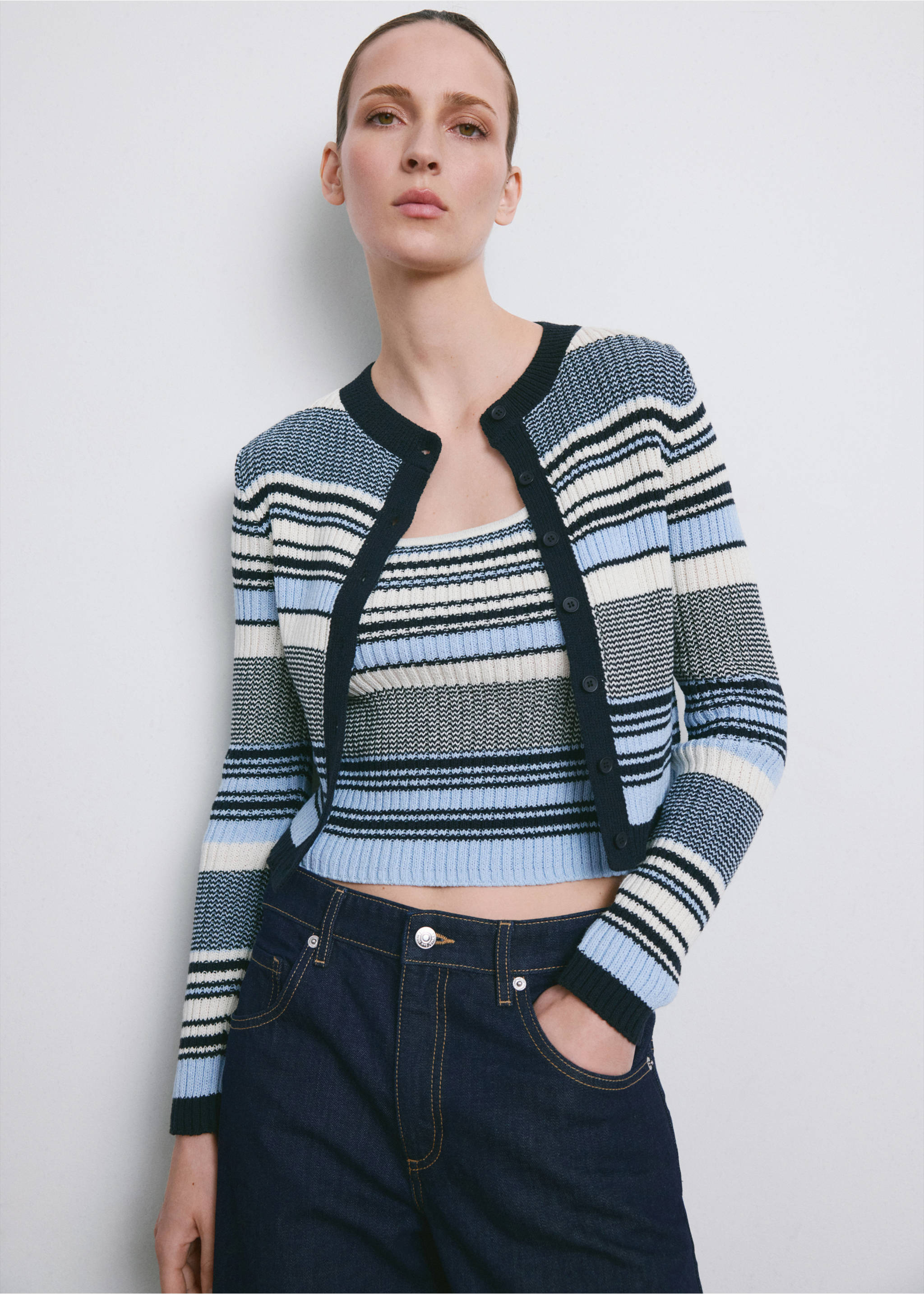 Strickcardigan mit Streifenmuster - Mittlere Ansicht, Blau. Ref: 27034099-00.