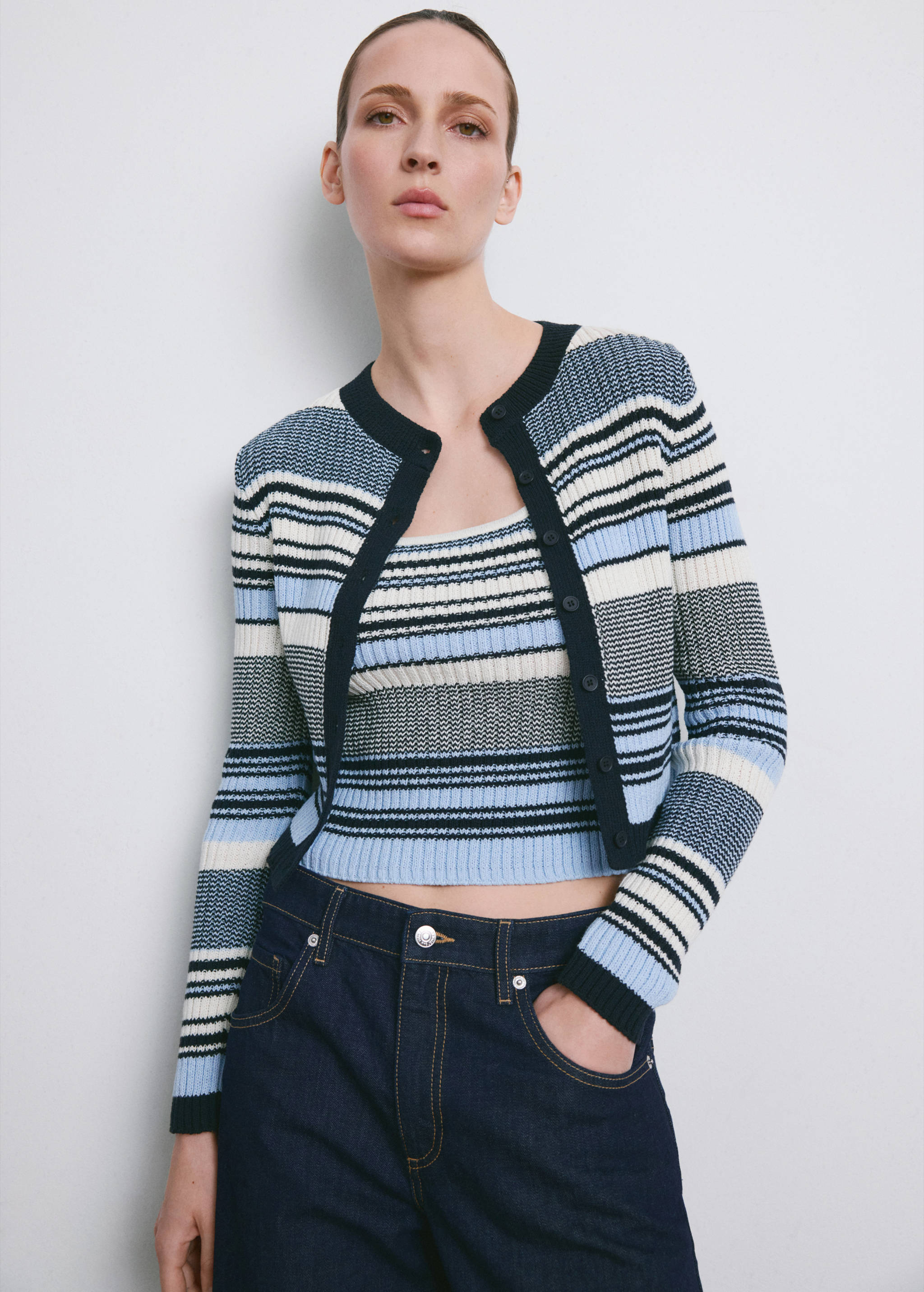 Strickcardigan mit Streifenmuster - Mittlere Ansicht