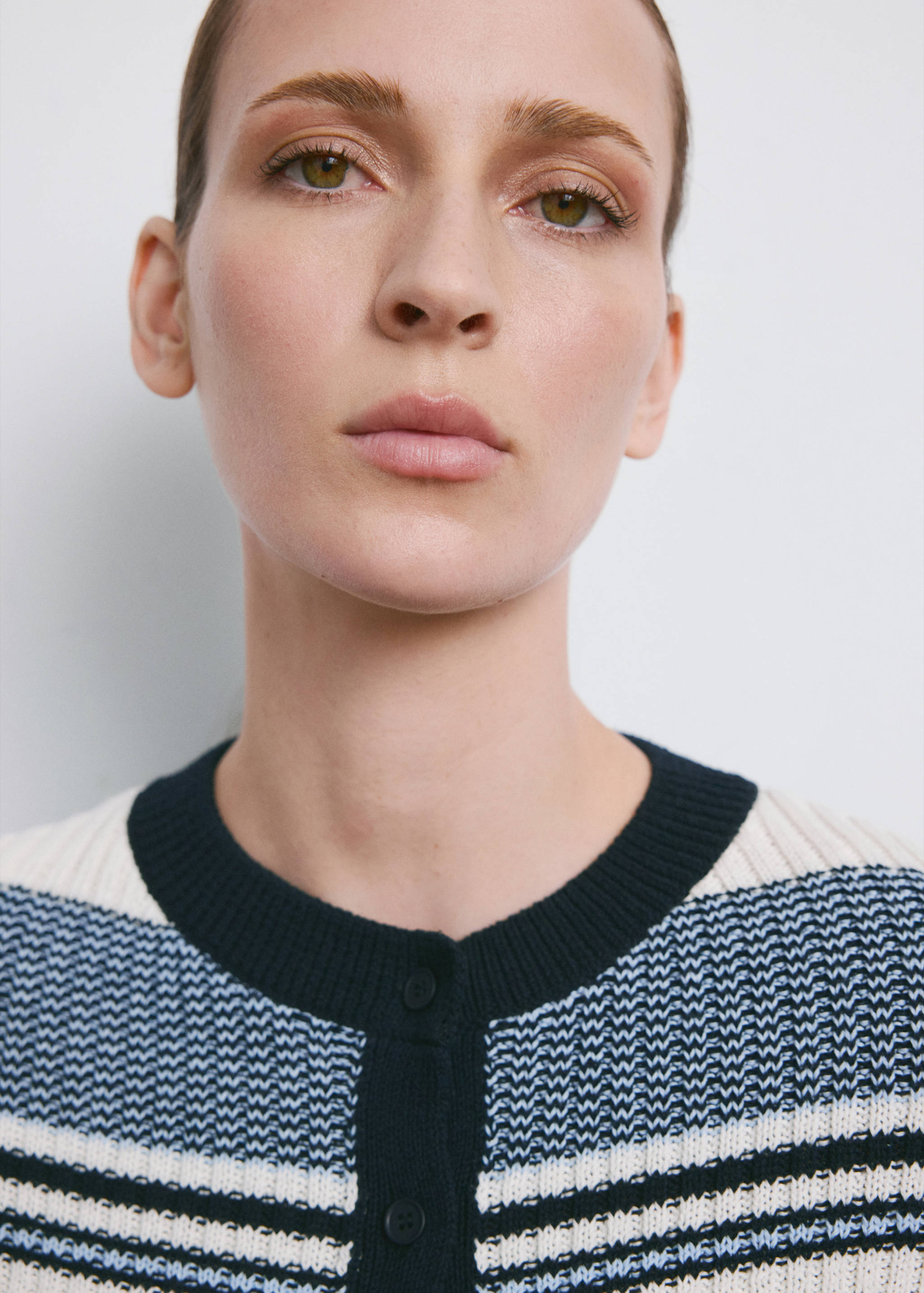 Strickcardigan mit Streifenmuster - Detail des Artikels 1