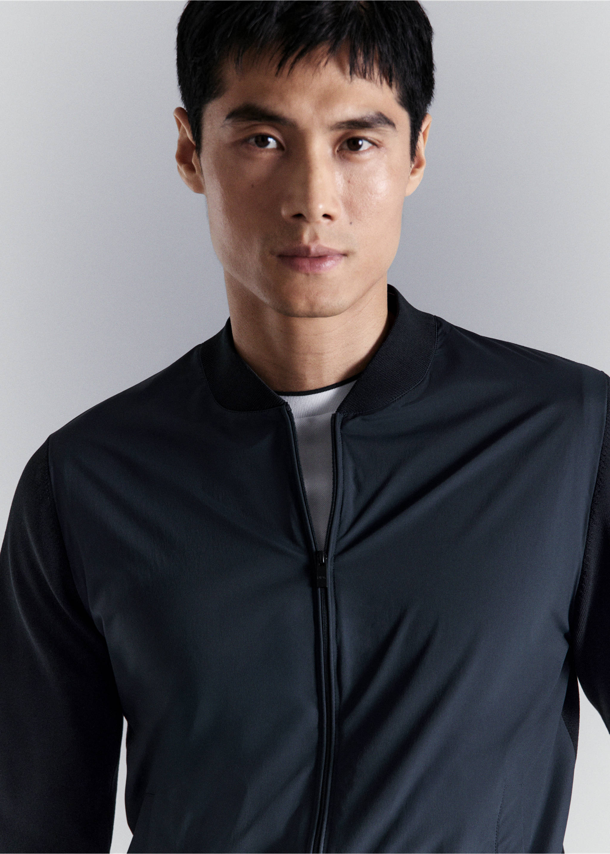 Veste bomber en maille combinée - Détail de l'article 1, Bleu marine. Ref: 27034429-00.