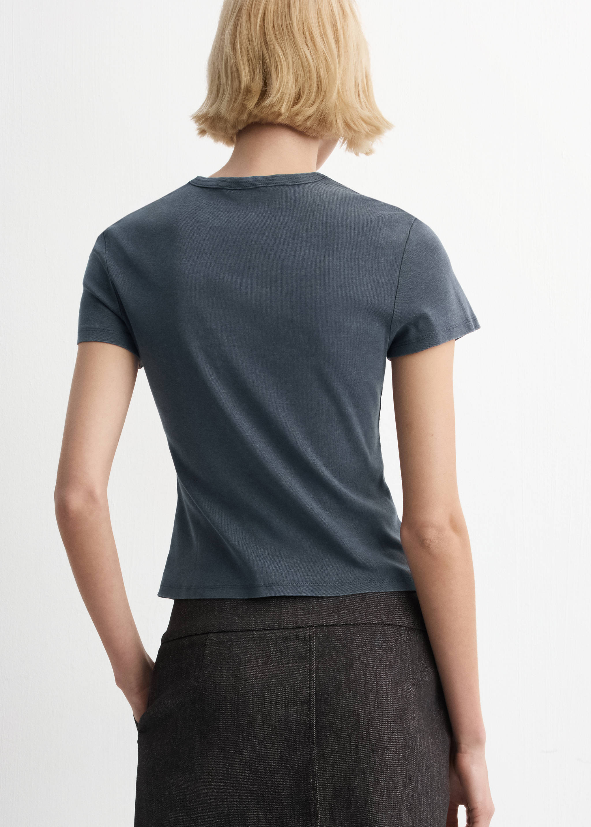 Washed-effect cotton t-shirt - Reverse of the article