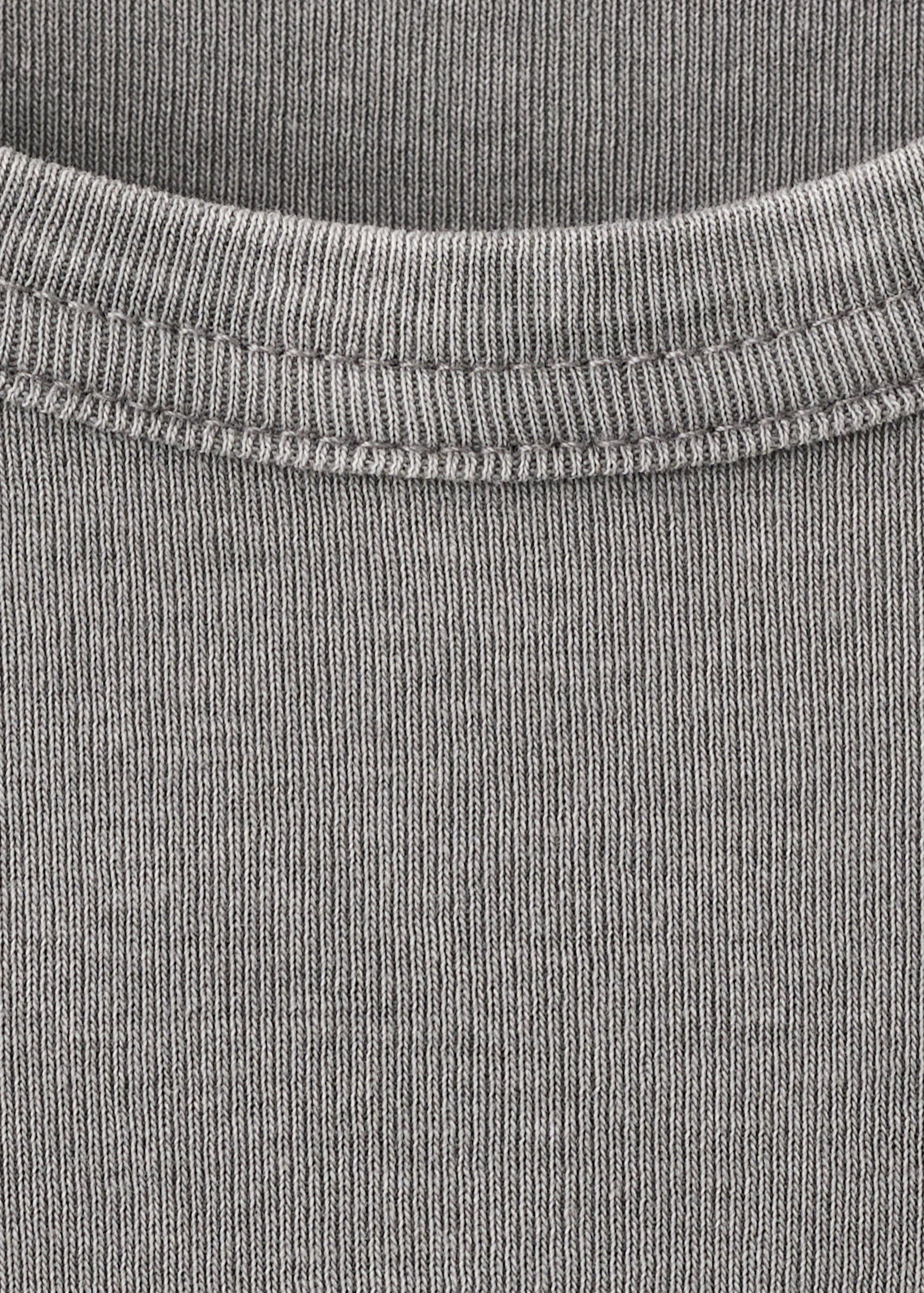 Washed-effect cotton t-shirt - Details of the article 8