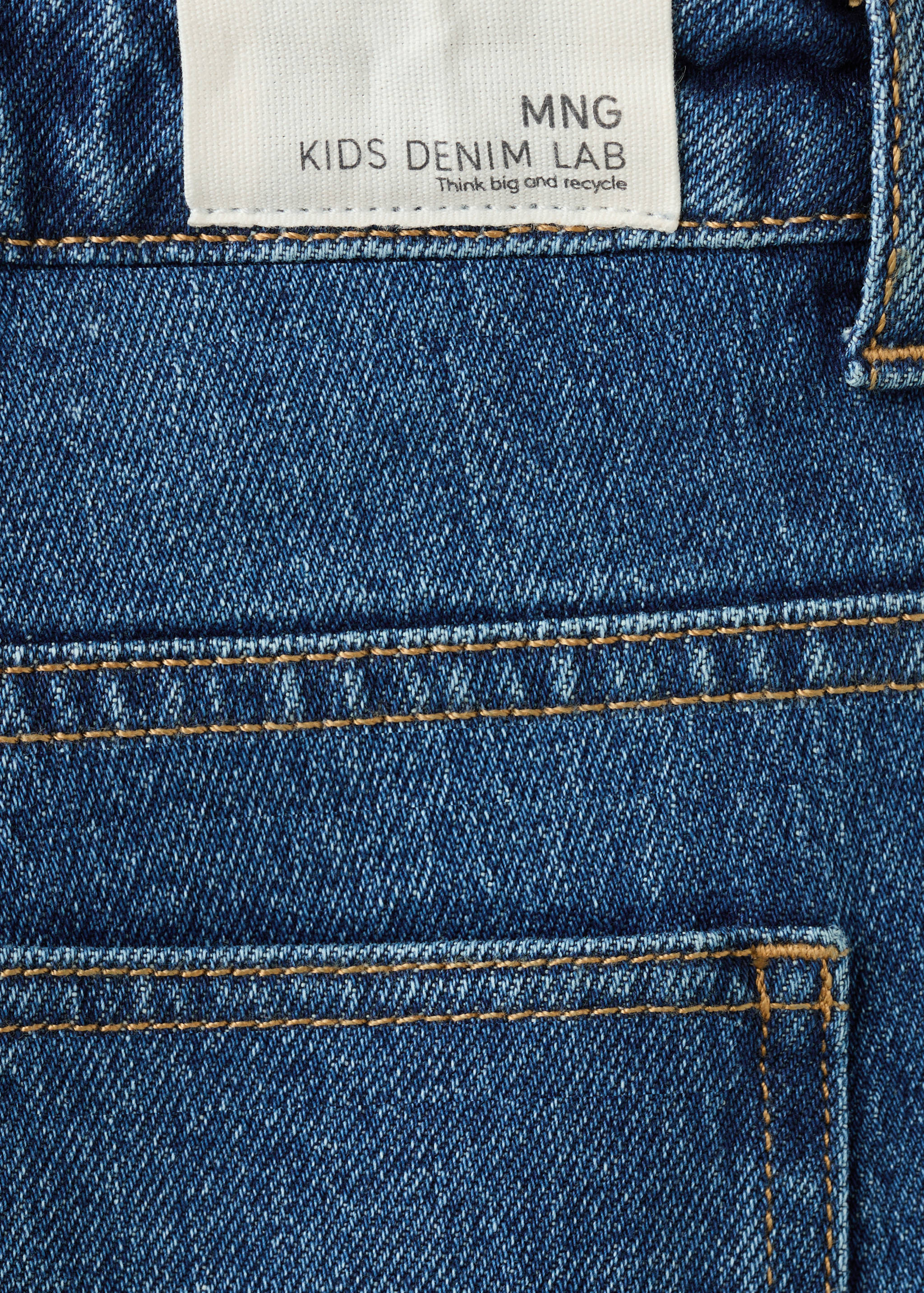 Gerade Jeans mit Umschlag - Detail des Artikels 0