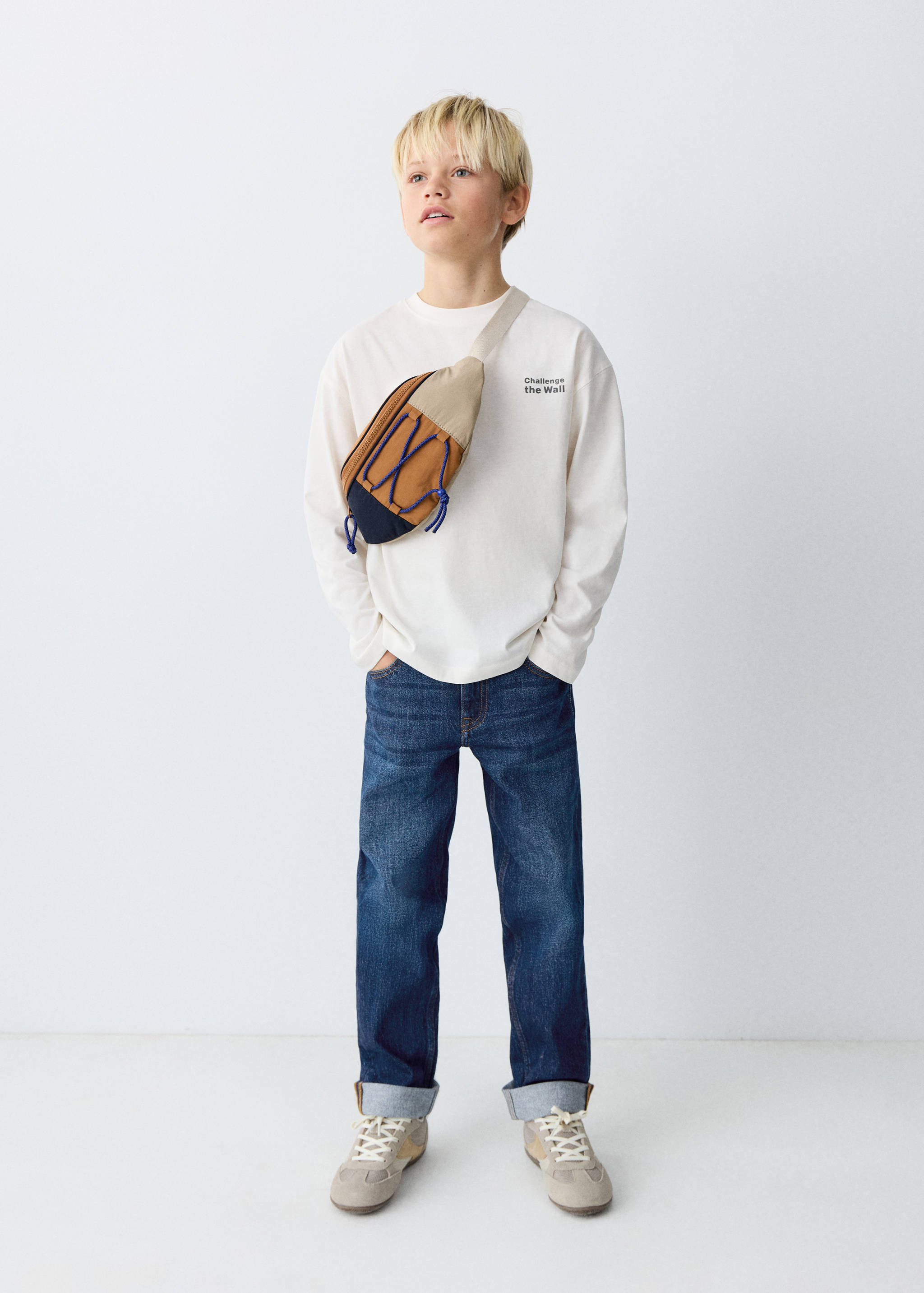 Gerade Jeans mit Umschlag - Allgemeine Ansicht