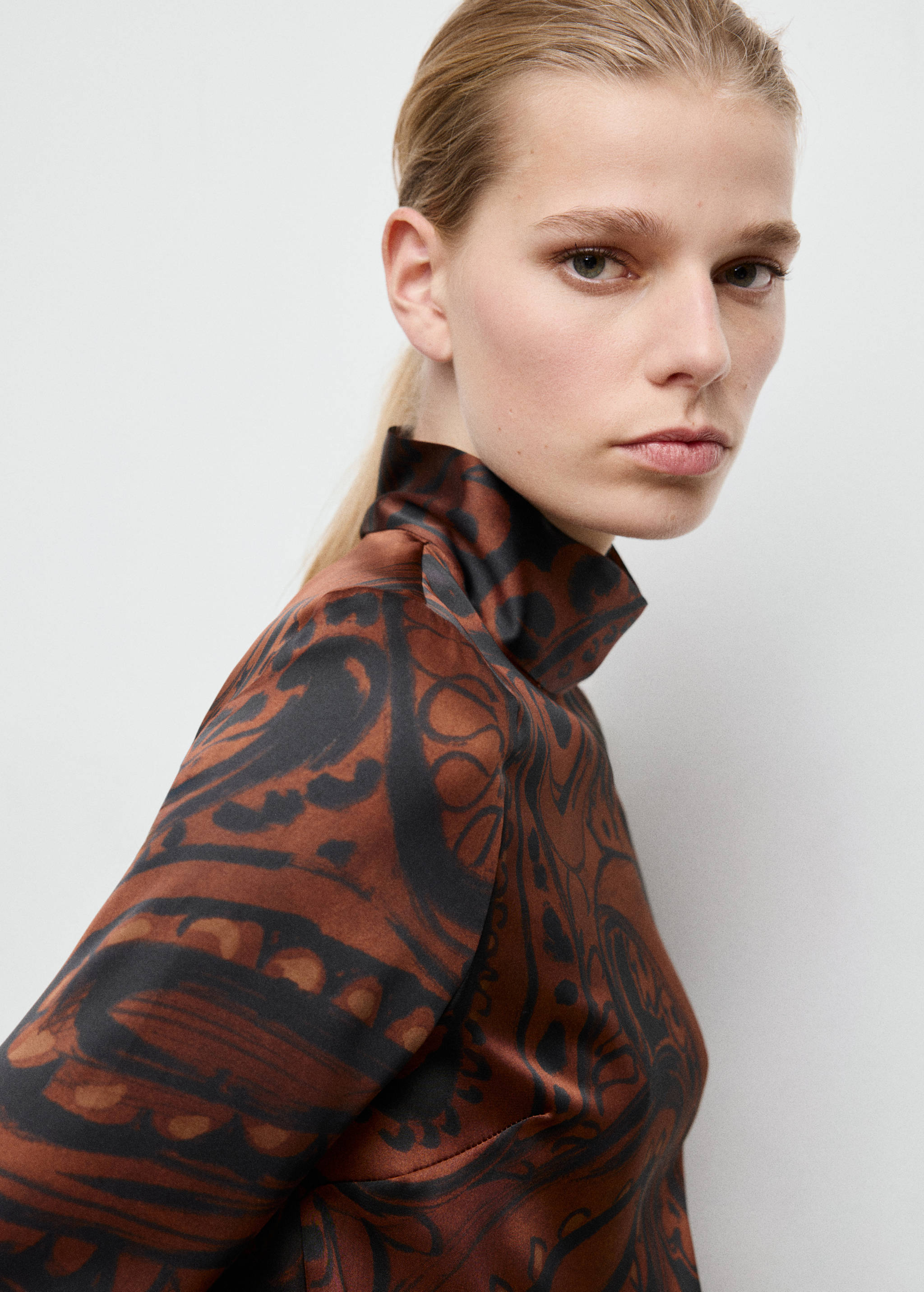 Paisley-print satin blouse - Details of the article 2