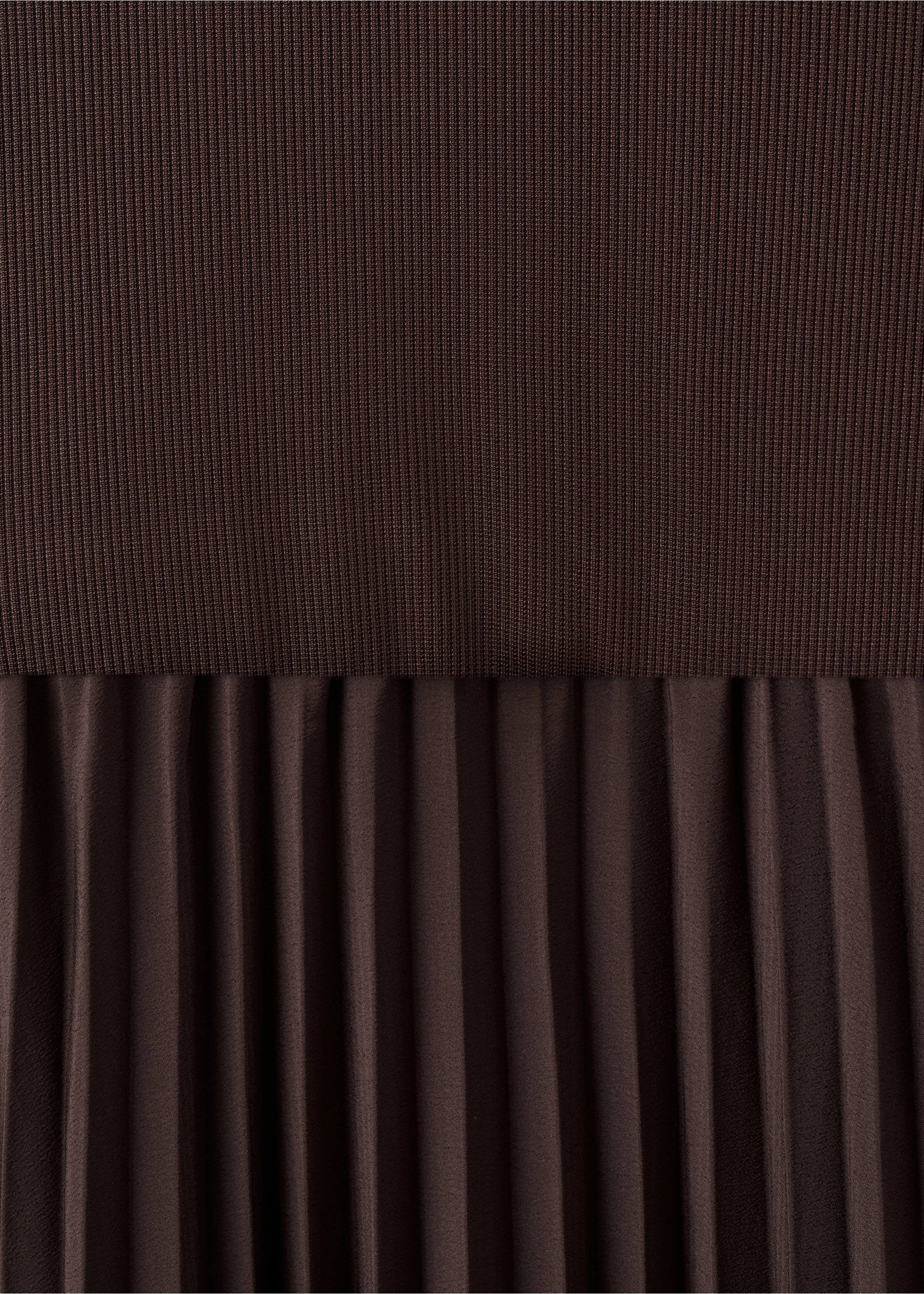Vestit midi evasé cinturó - Detall de l'article 8, Xocolata. Ref: 27041334-00.
