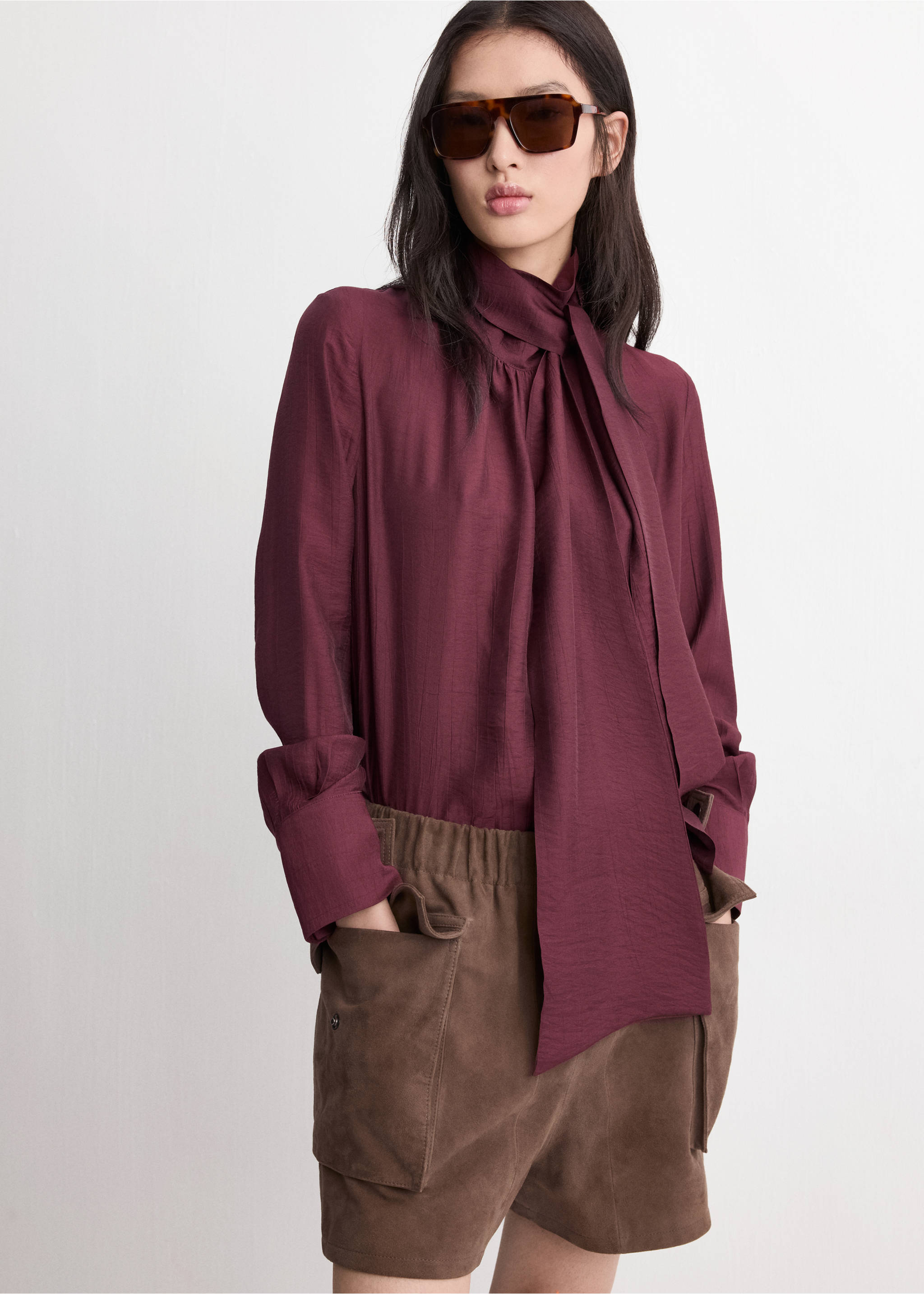 Long-sleeve blouse with a scarf collar - Medium plane, Maroon. Ref: 27045831-00.