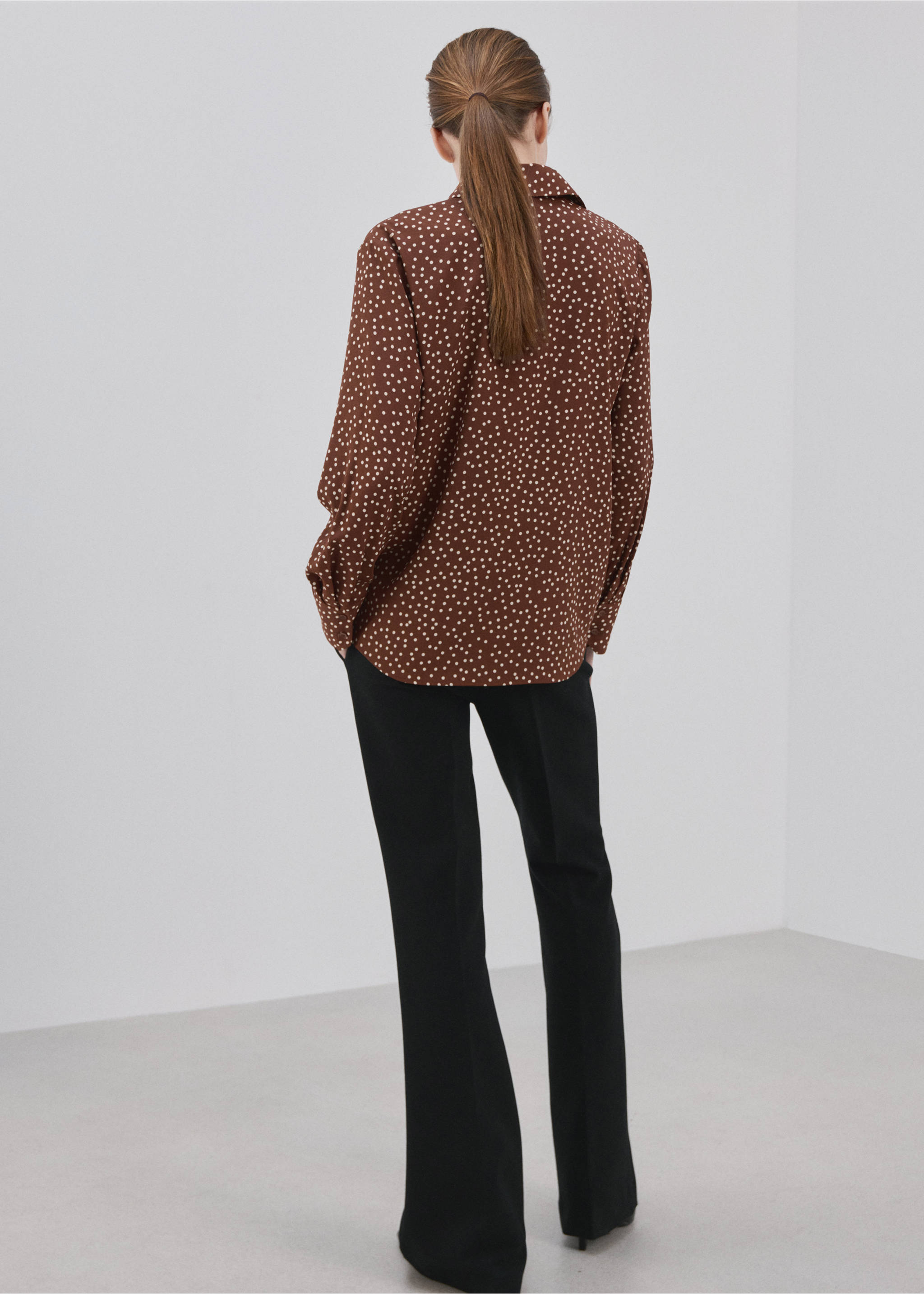 Brown polka dot shirt with long sleeves, seen from the back., Tobacco Brown. Ref: 27051236-00.