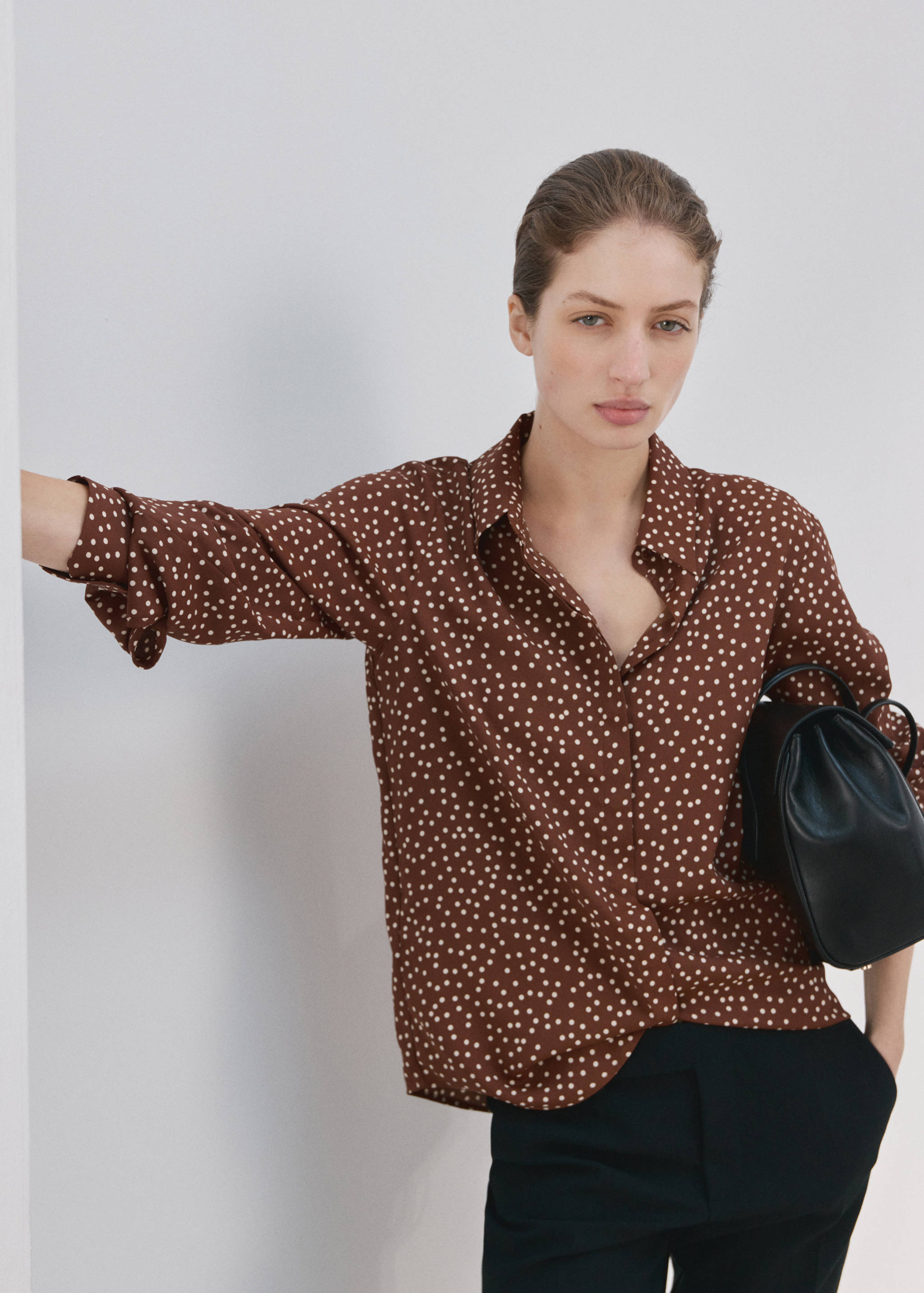 Printed straight shirt - Details of the article 2