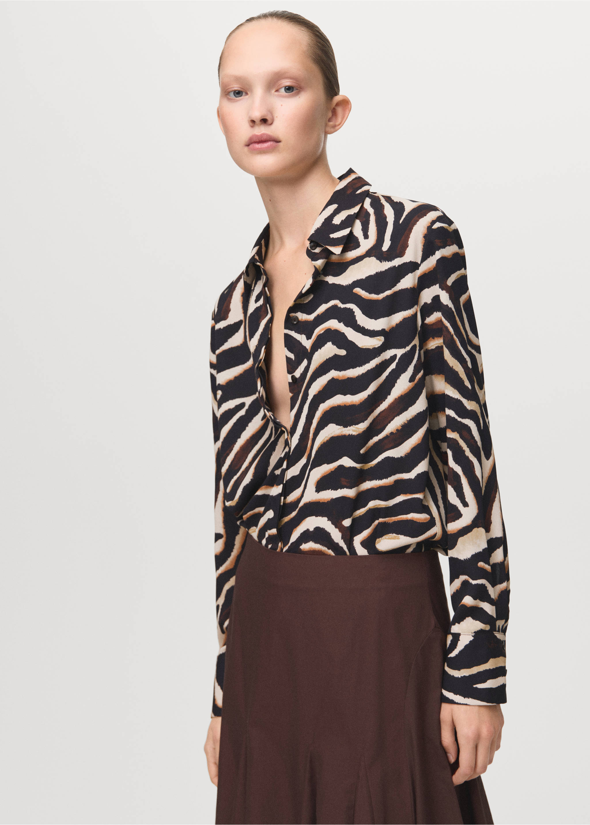 Printed straight shirt - Medium plane, Black. Ref: 27051236-00.