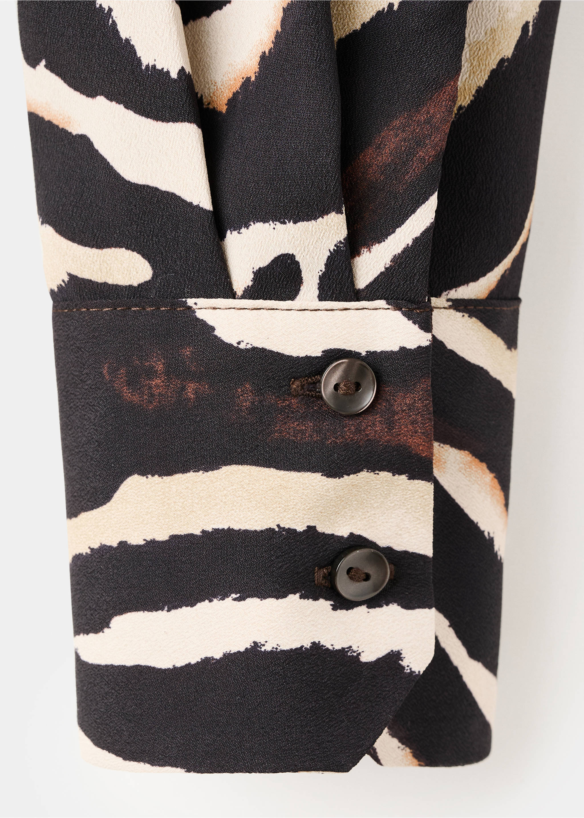 Printed straight shirt - Details of the article 0, Black. Ref: 27051236-00.