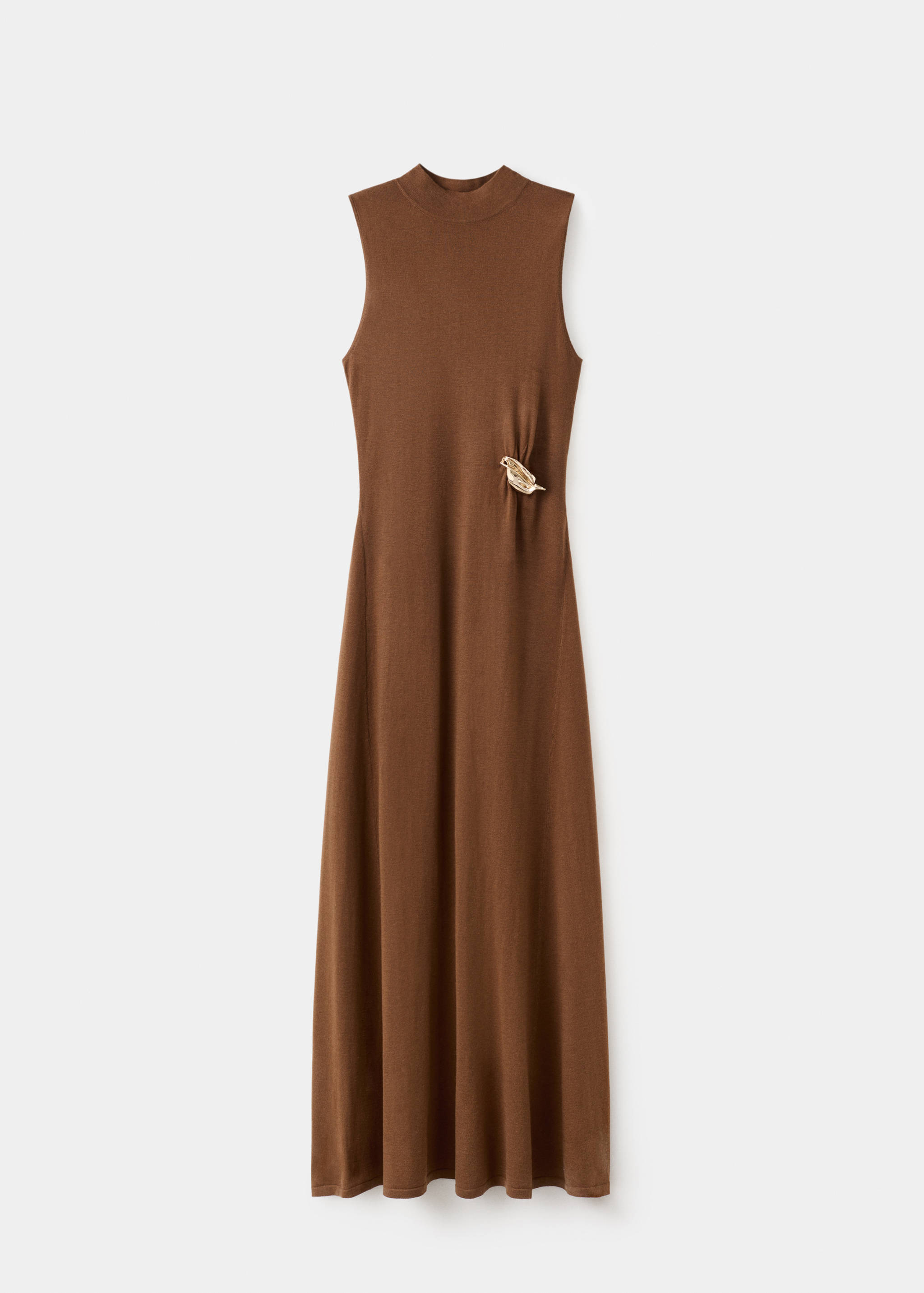 Strickkleid mit Stehkragen und Brosche - Artikel ohne Model