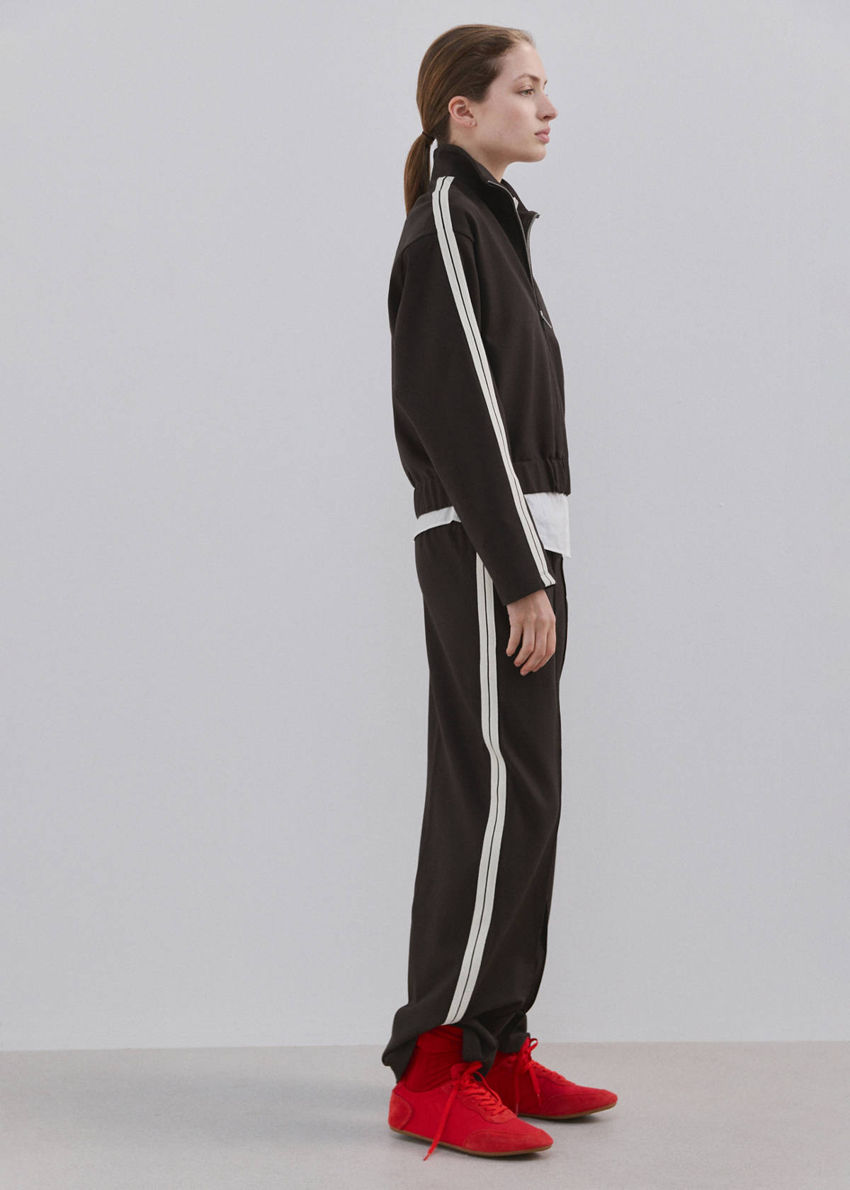Contrast stripe straight trousers