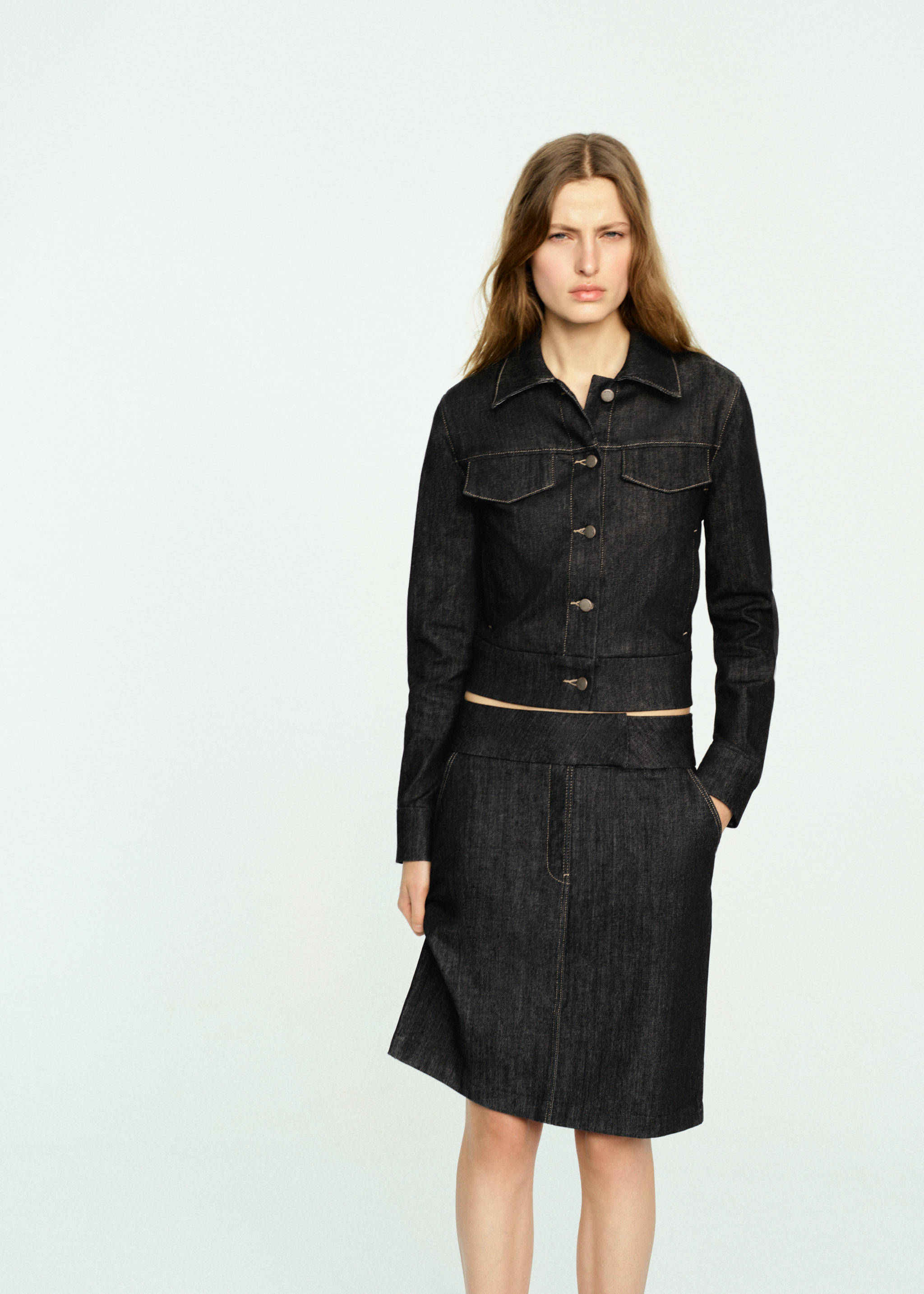 Falda midi vaquera - Plano medio, Negro. Ref: 27053319-00.