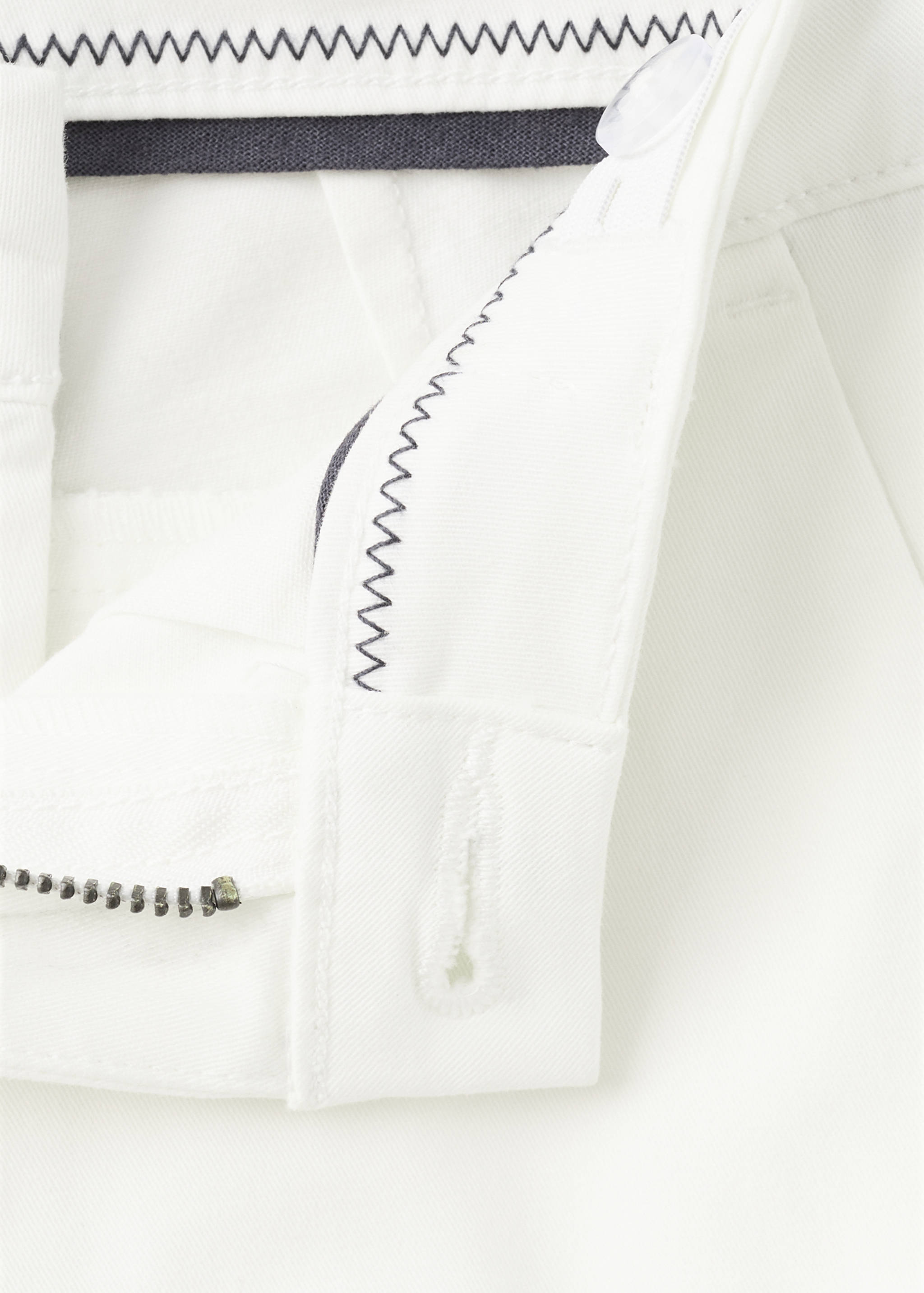 Chino-Hose mit Umschlag - Detail des Artikels 8