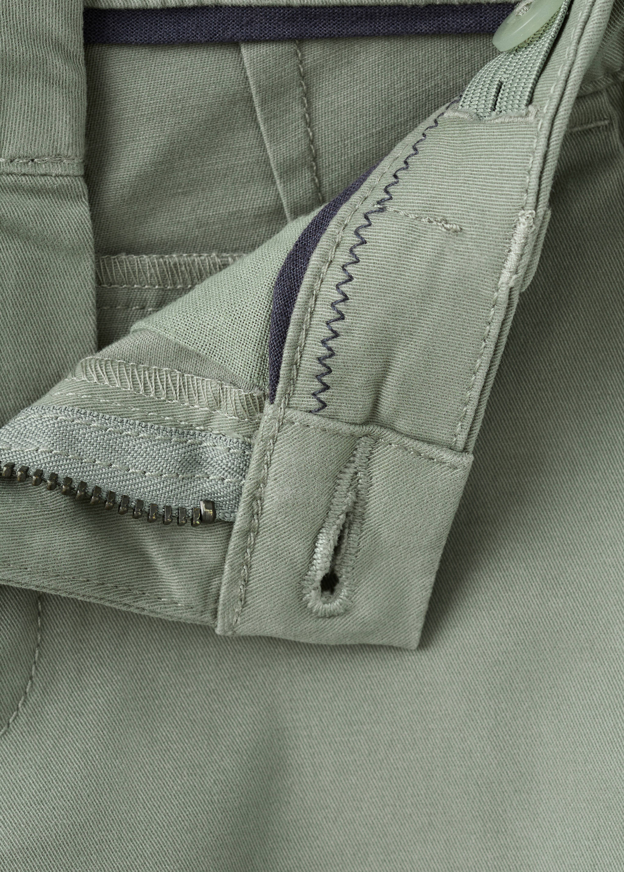 Chino-Hose mit Umschlag - Detail des Artikels 8