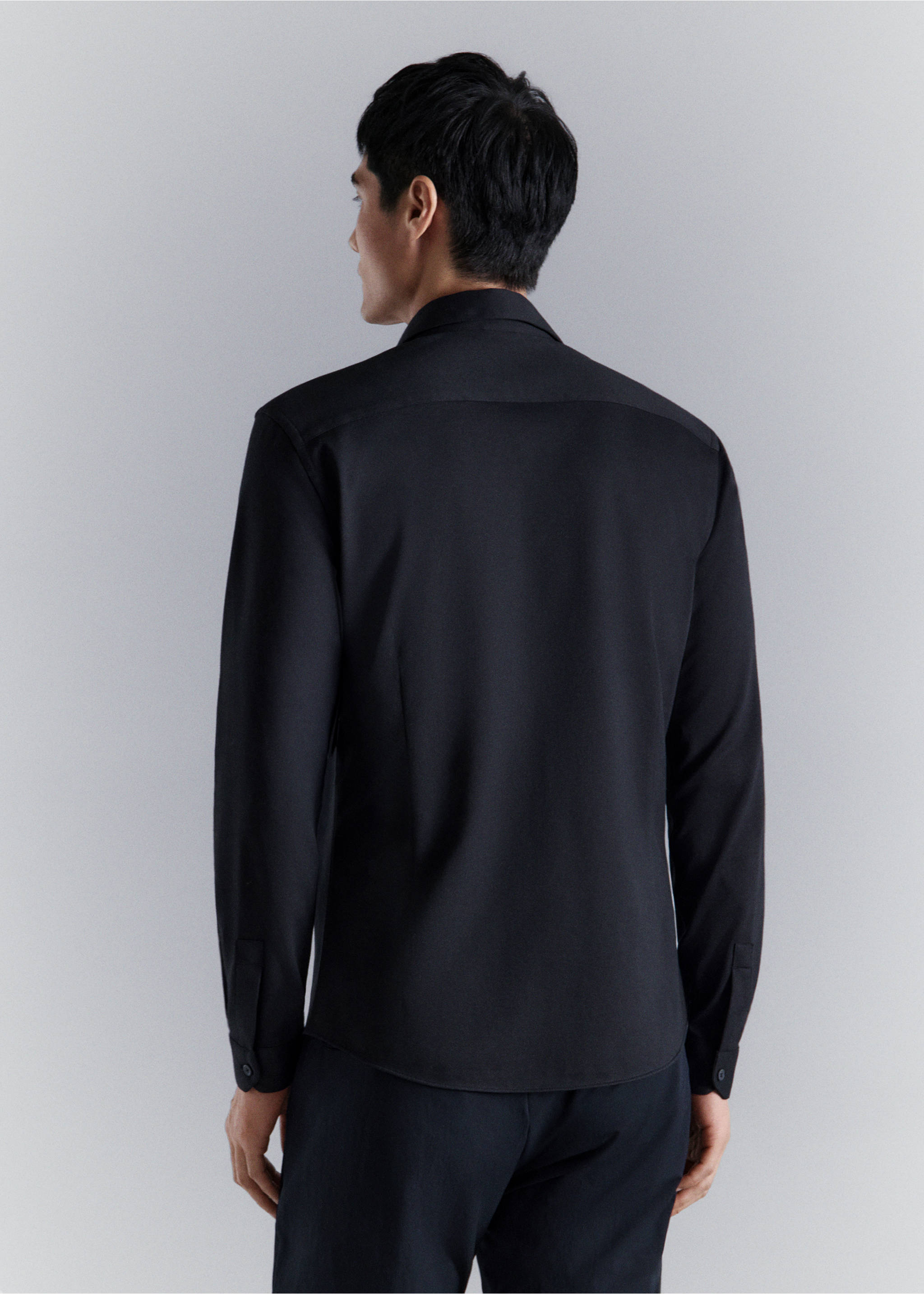 Black long-sleeved shirt, back view., Navy. Ref: 27054422-00.