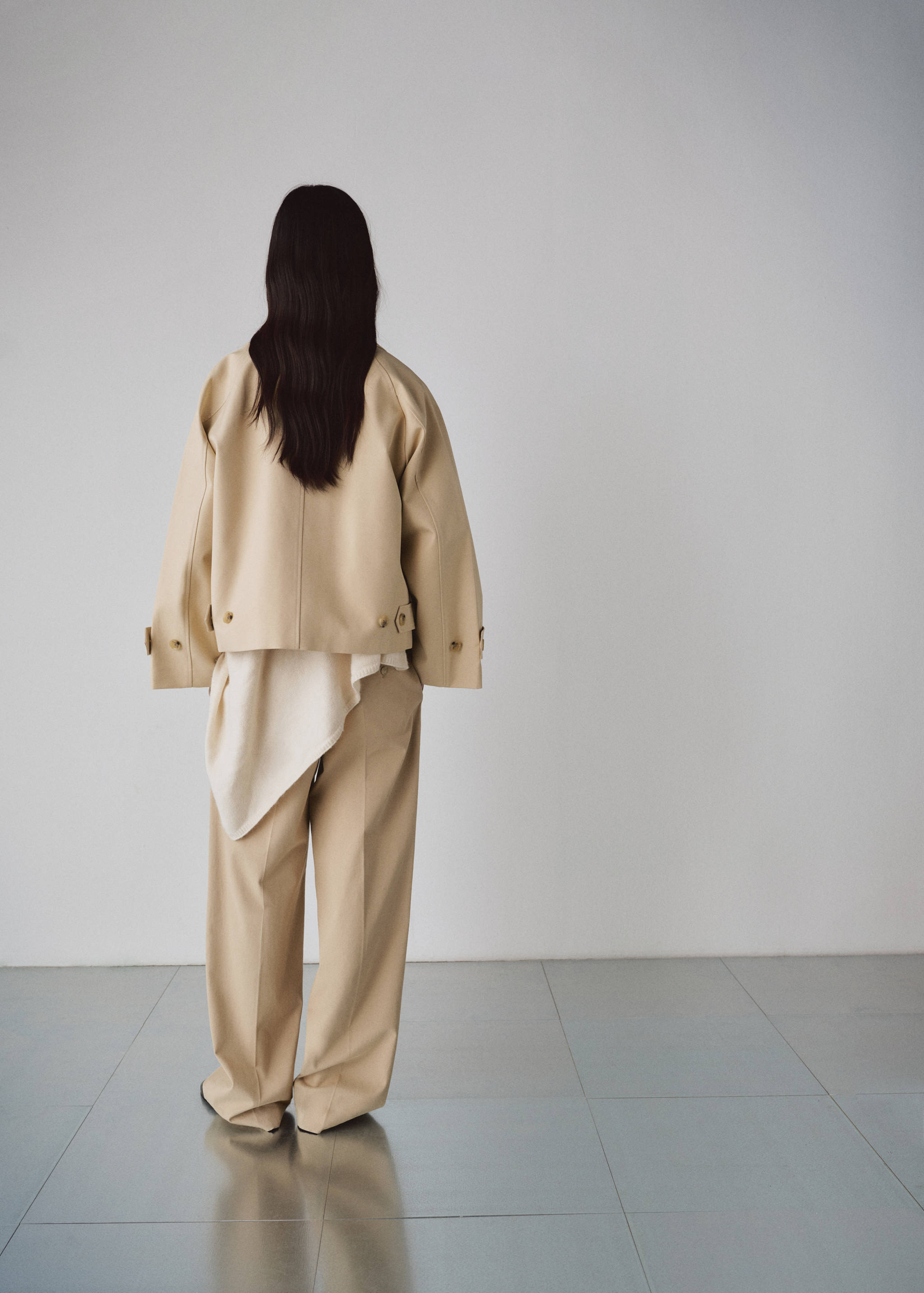 Oversized short trench - Reverse of the article