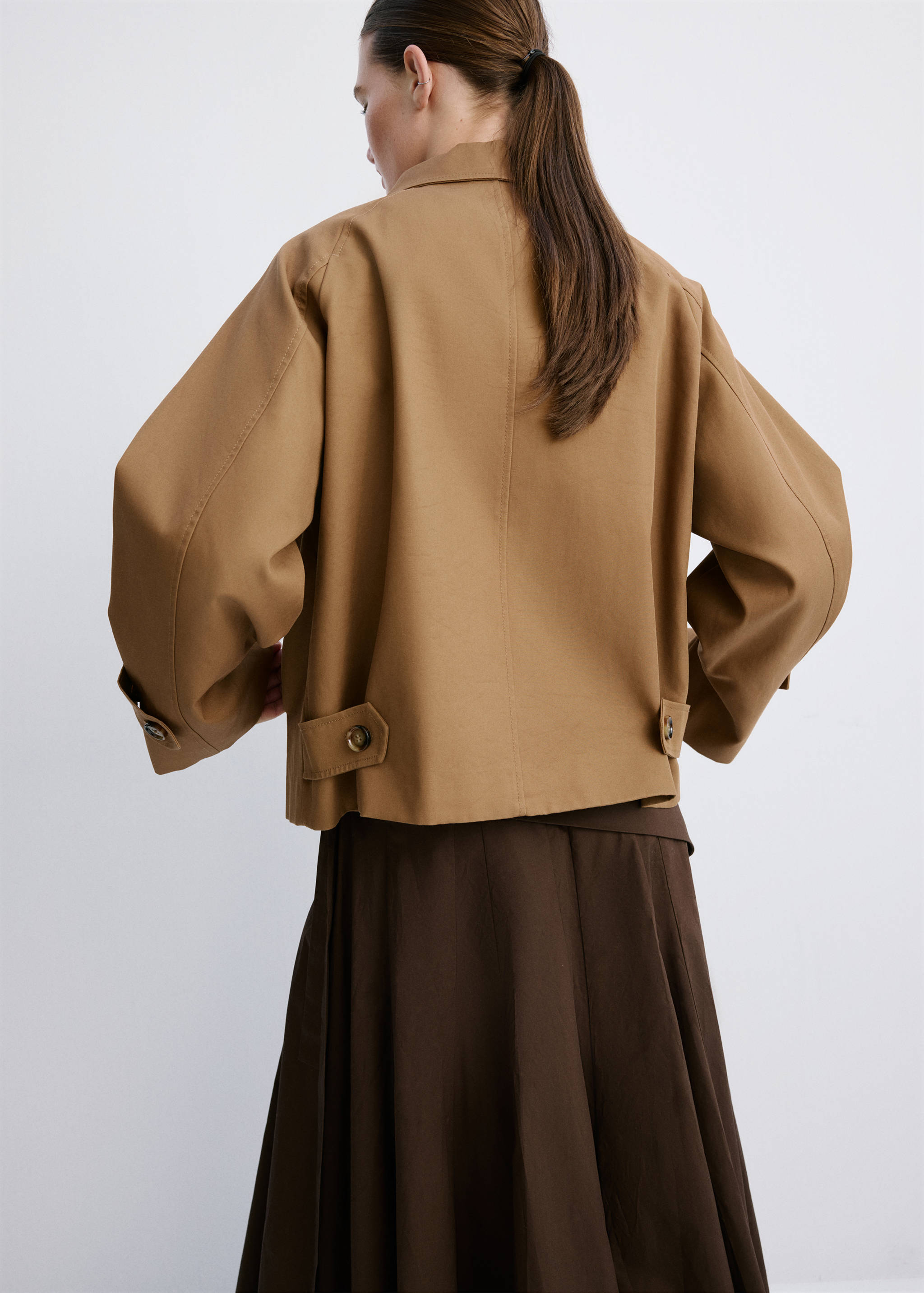 Oversized short trench - Reverse of the article