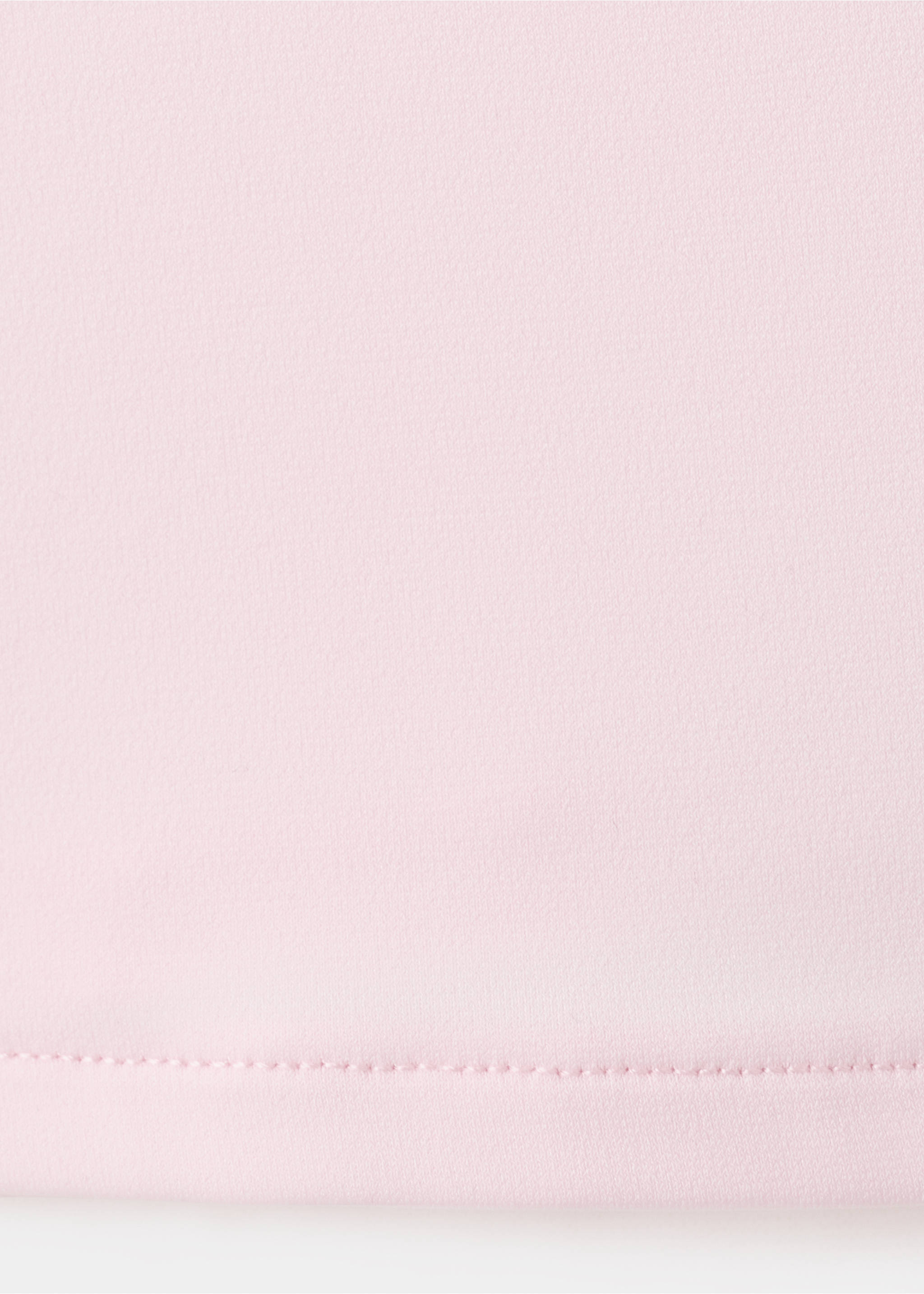 Detalle de tejido del top rosa con bajo pespunteado., Rosa palo. Ref: 27055826-00.