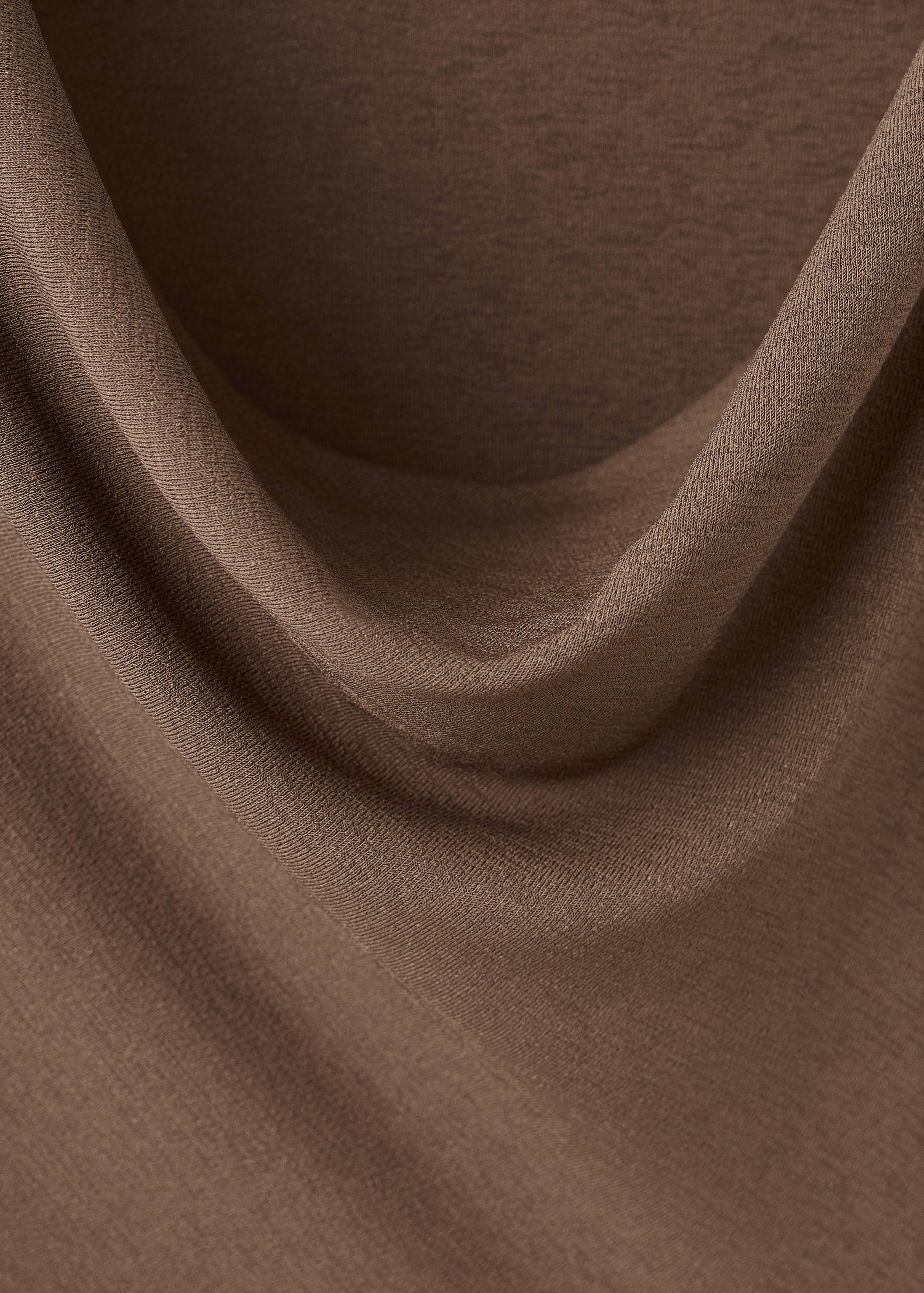 Draped neck dress with side ruching - Details of the article 8