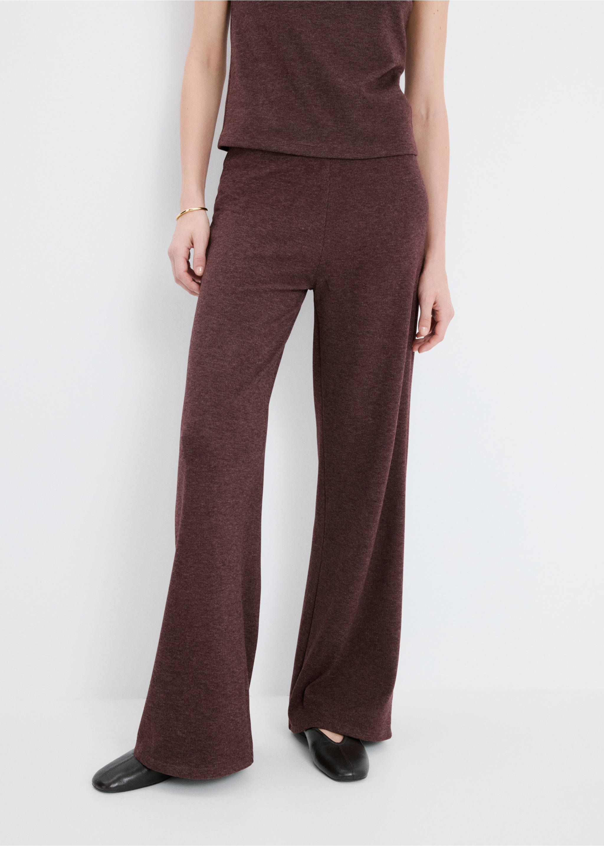 Knitted trousers with elastic waistband - Medium plane, Burgundy. Ref: 27061252-00.
