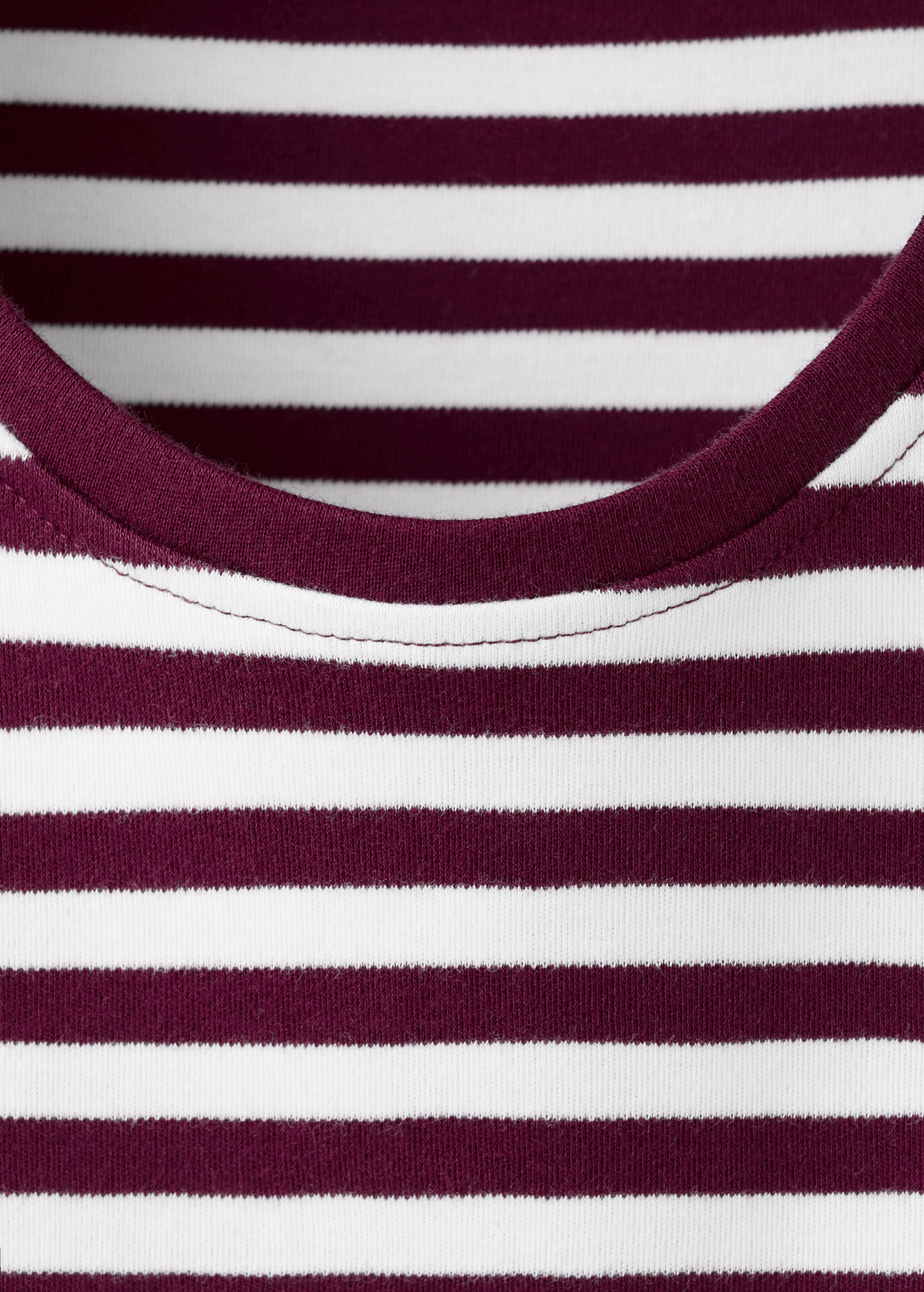 Short-sleeved cotton t-shirt - Details of the article 8