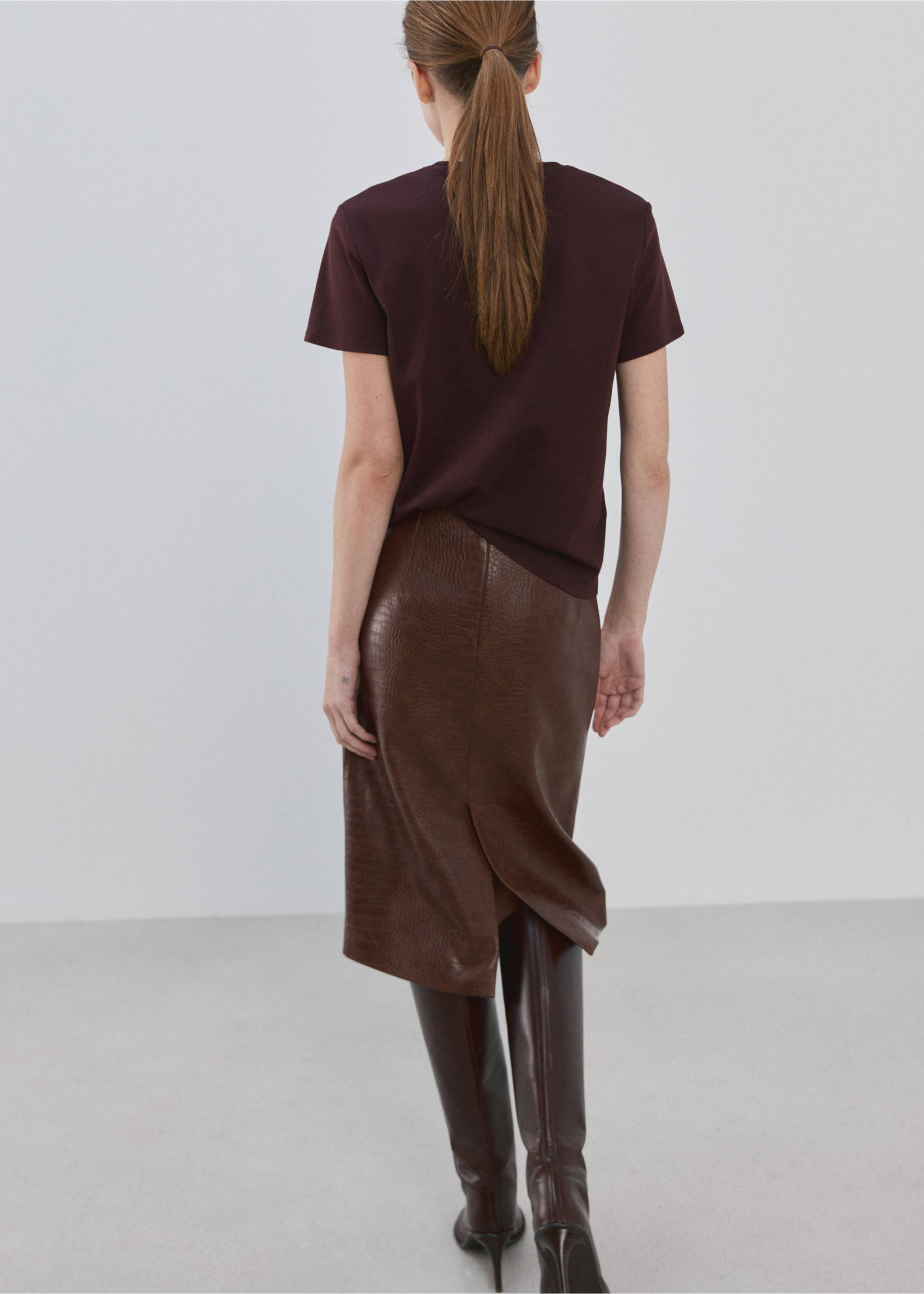 Short-sleeved cotton t-shirt - Reverse of the article, Burgundy. Ref: 27063312-00.