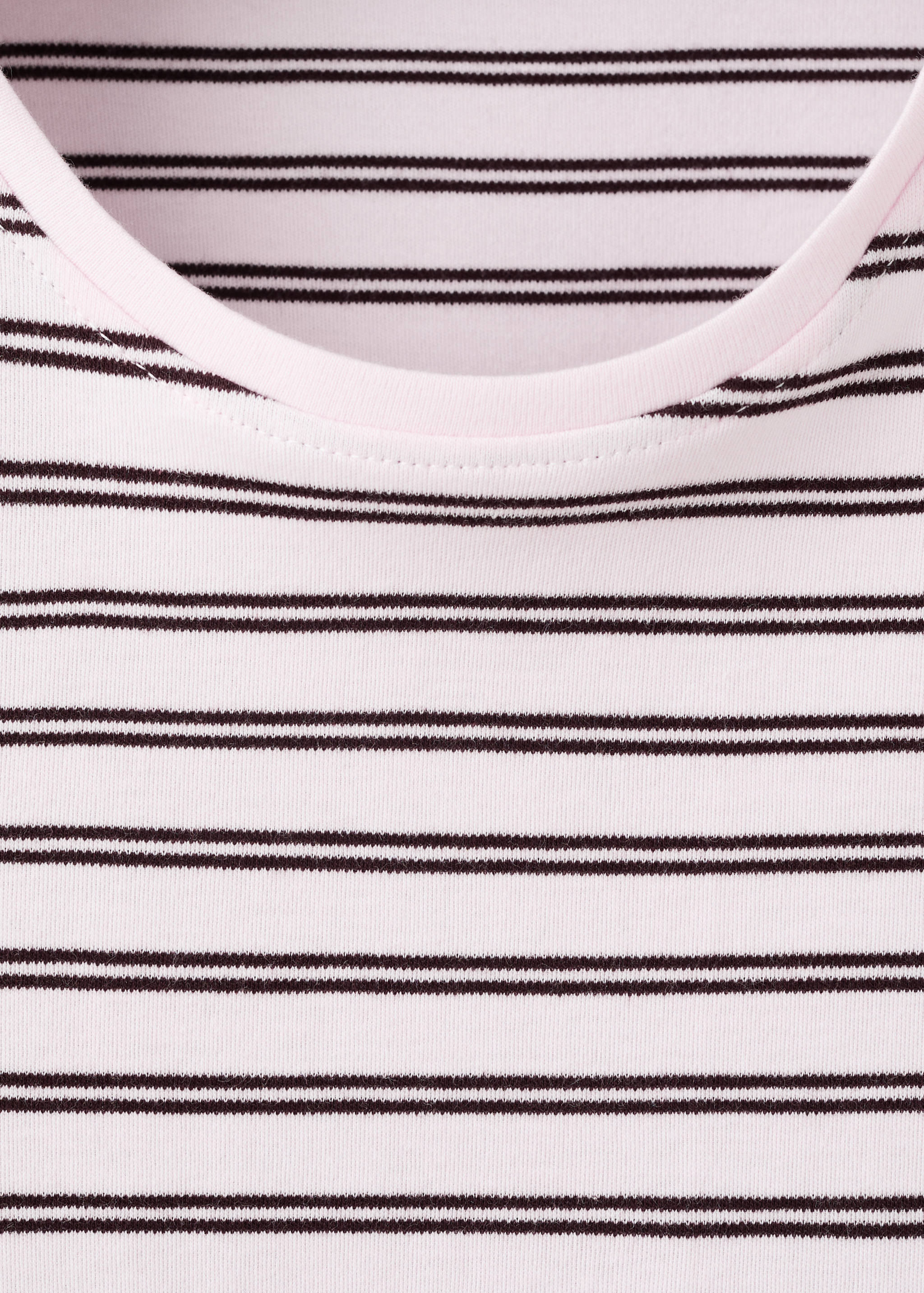 Short-sleeved cotton t-shirt - Details of the article 8