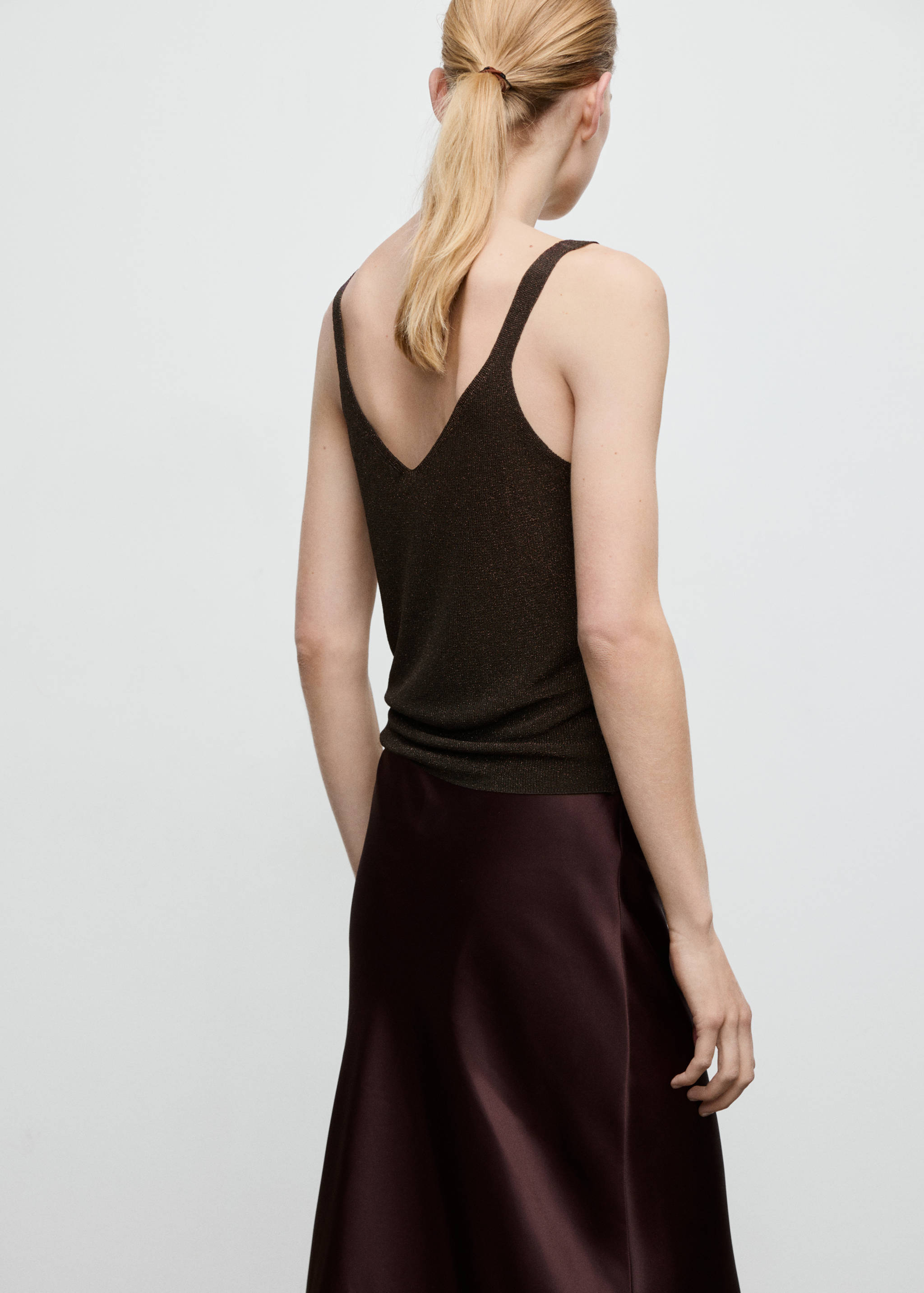 Lurex knitted V-neck top - Reverse of the article